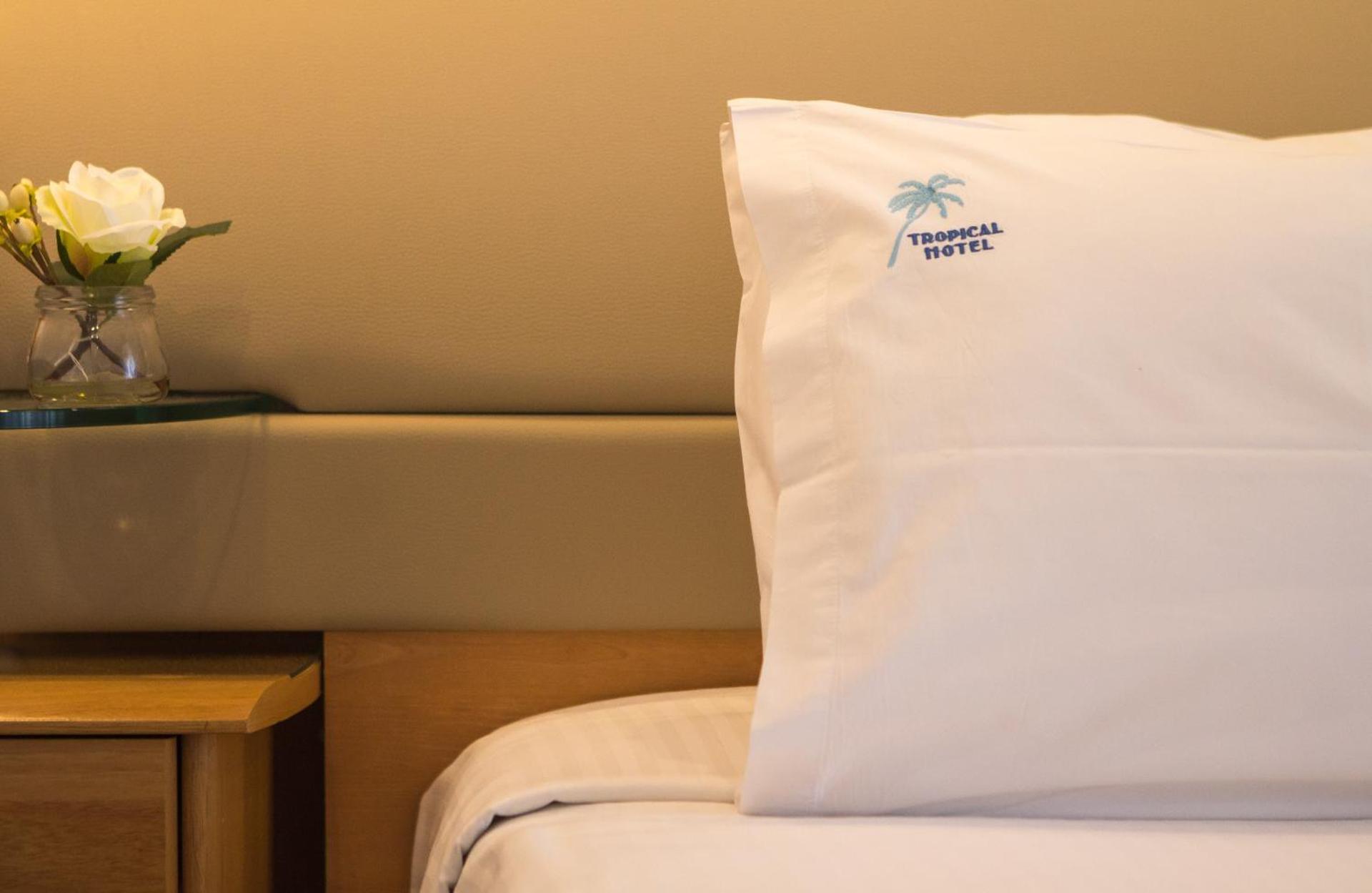 Tropical Hotel - Photo 5