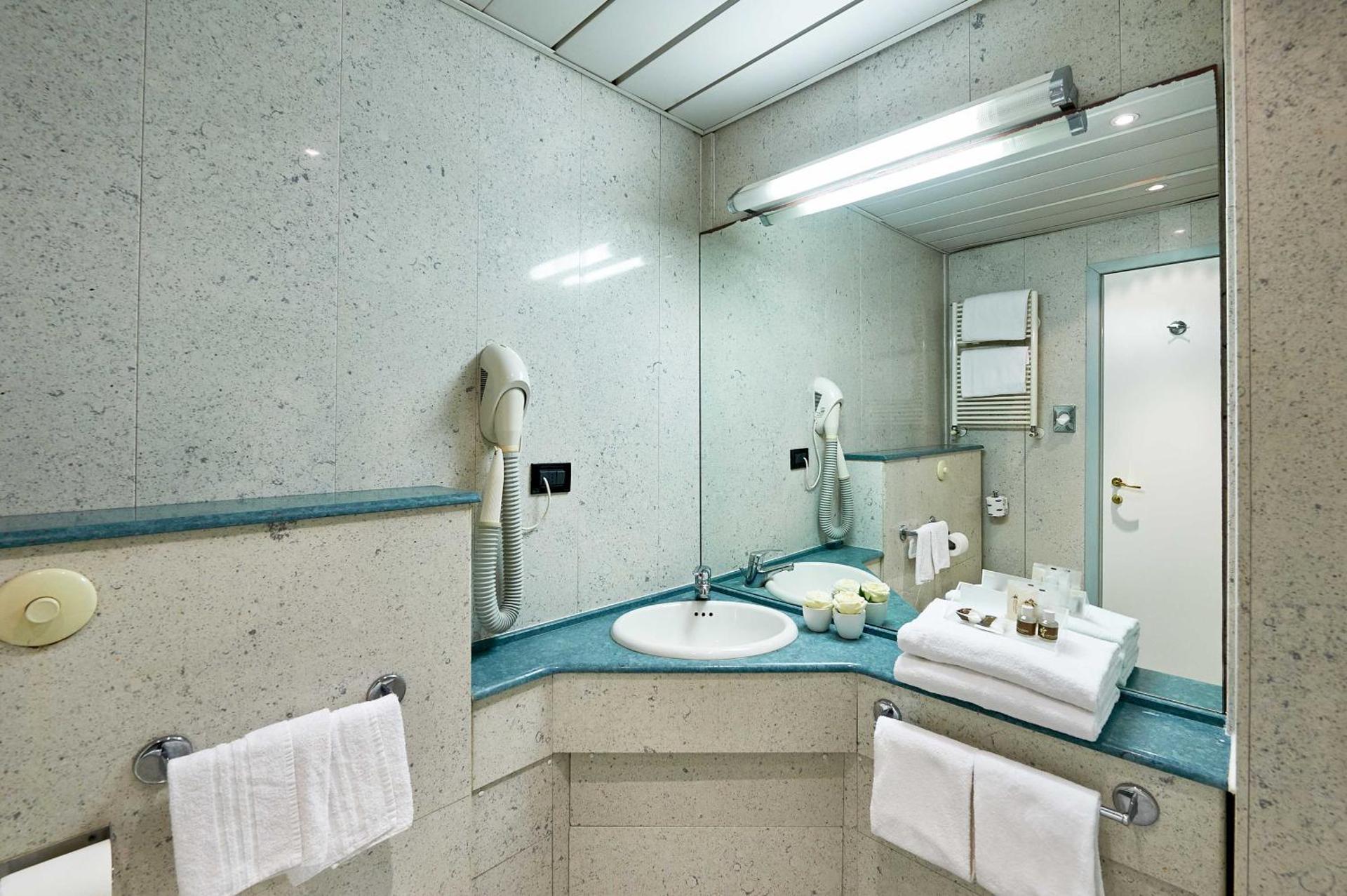 Hotel Corallo - Photo 60