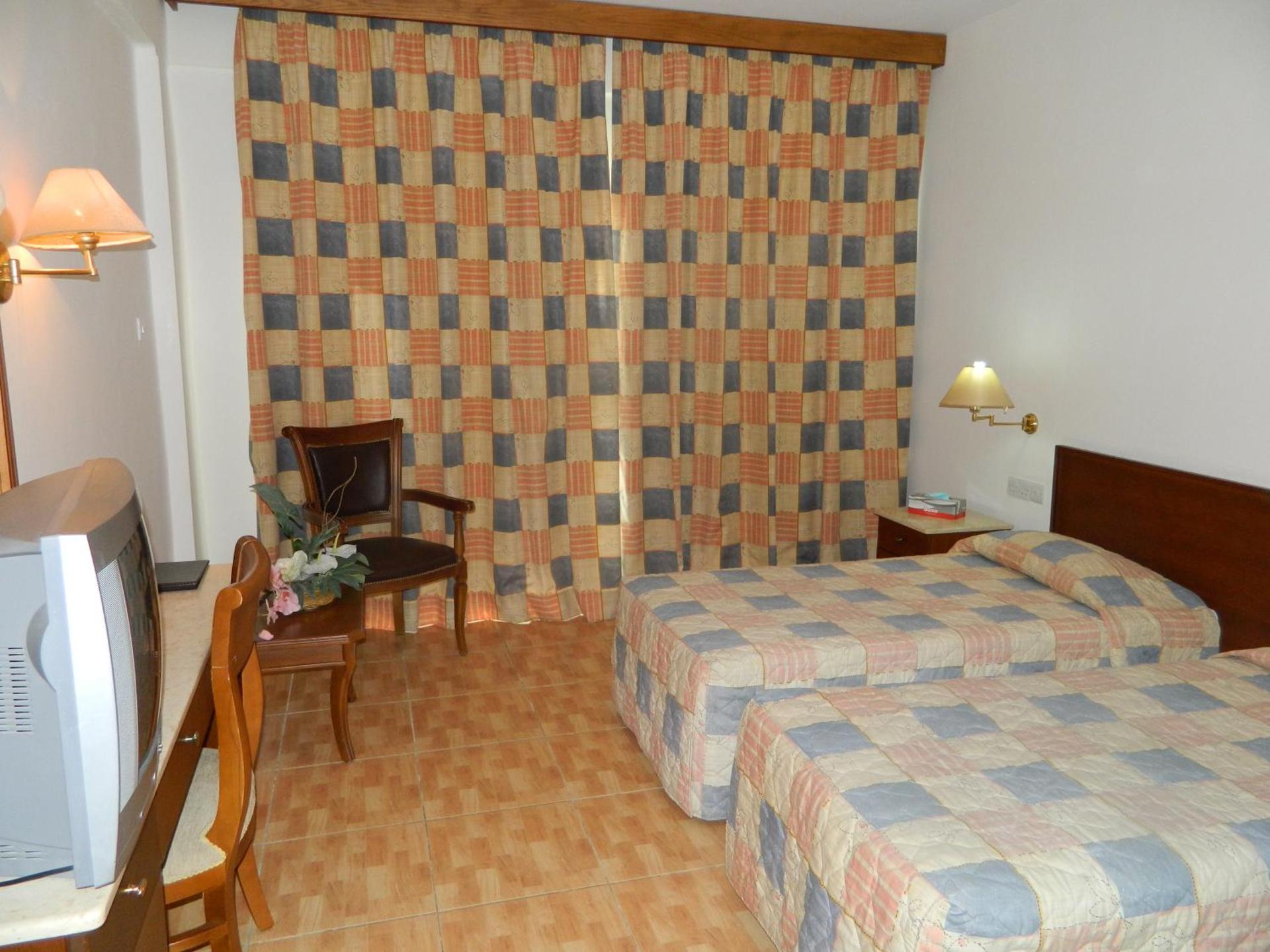 M. Moniatis Hotel - Photo 5