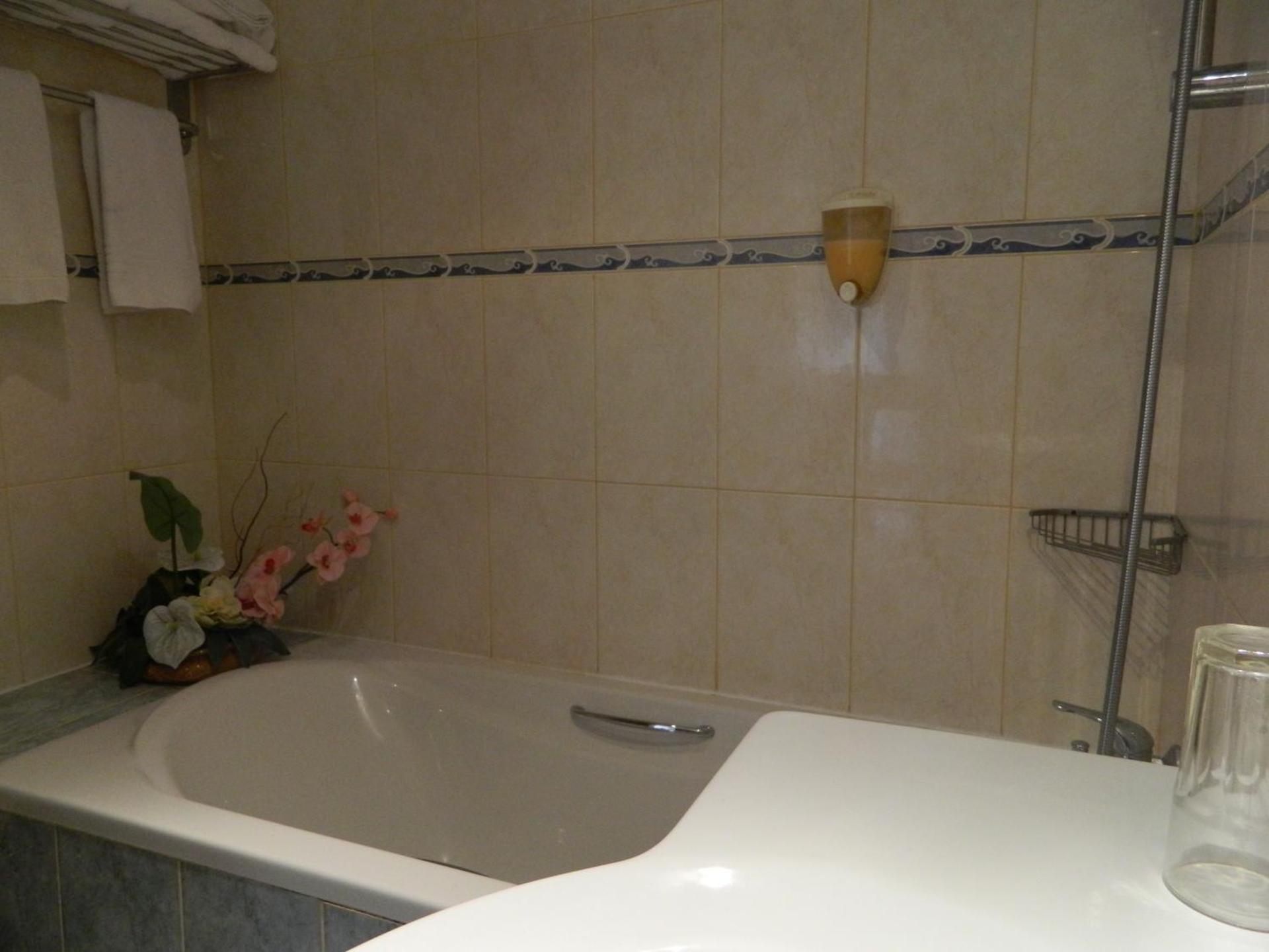 M. Moniatis Hotel - Photo 7