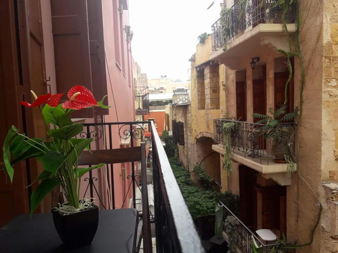 Boho City Hostel - Photo 10
