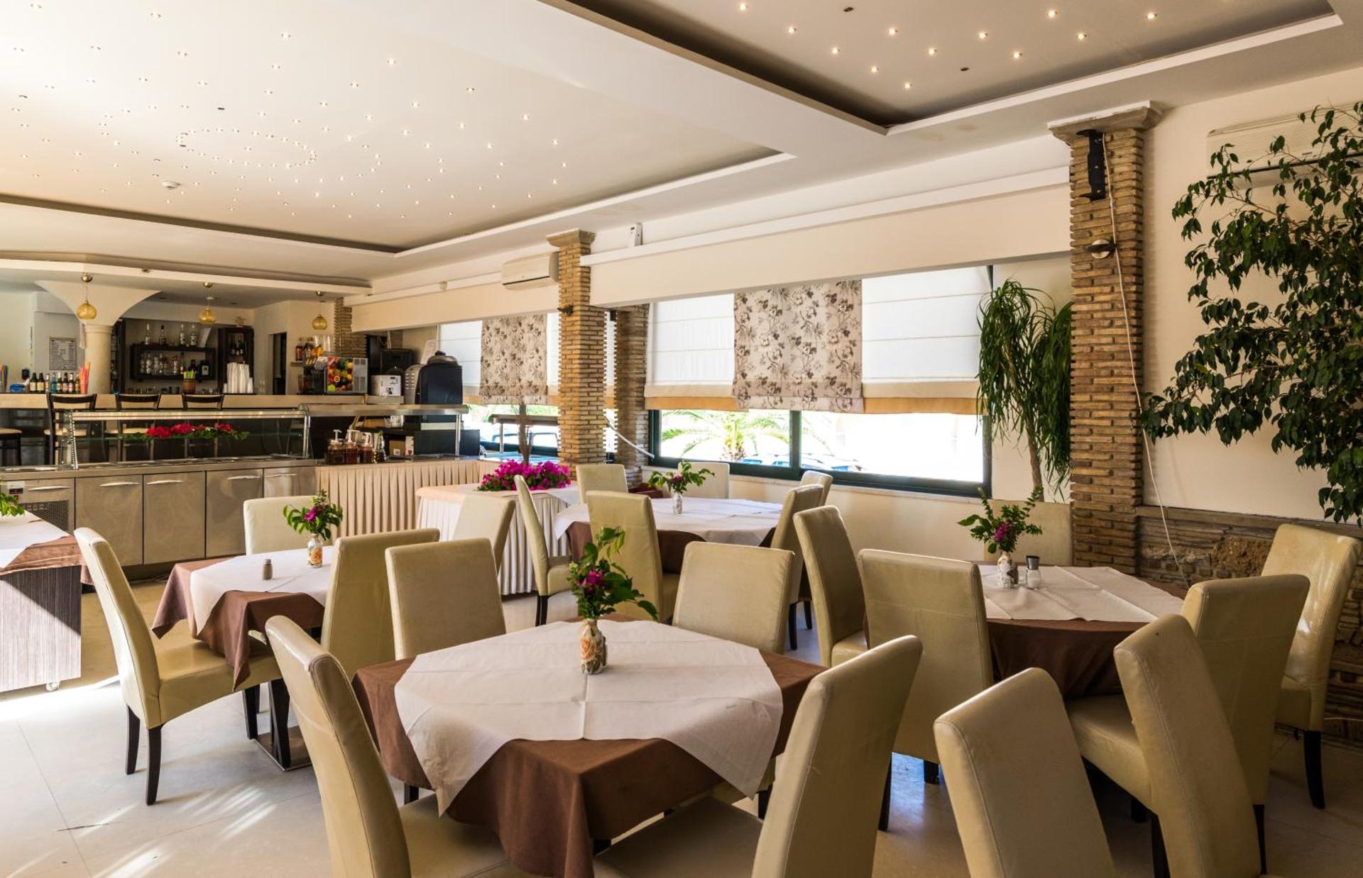 Zante Plaza Hotel & Apartments - Photo 43