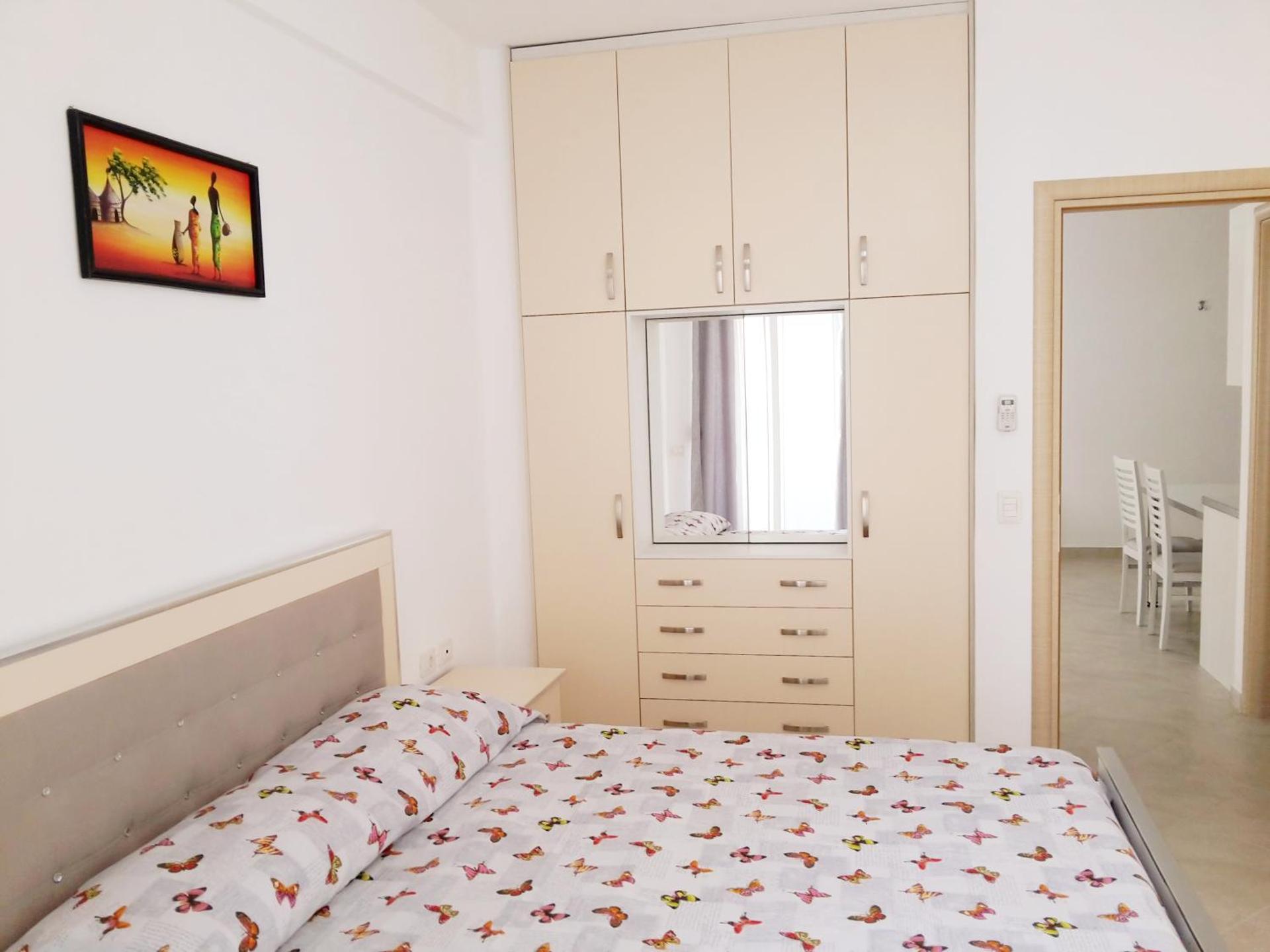 Saranda Apartments - Photo 10