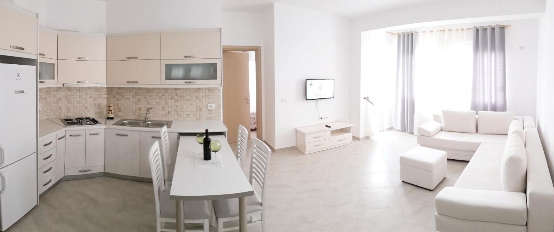 Saranda Apartments - Photo 4