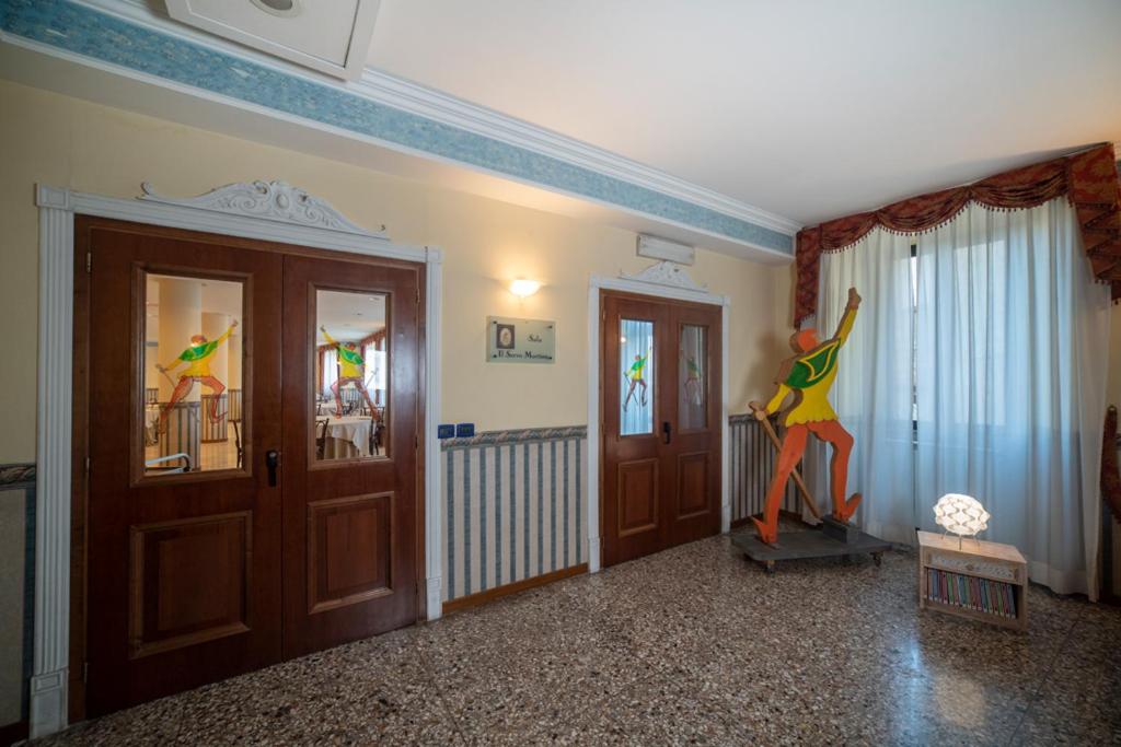 Hotel Italia & Lombardi - Photo 76