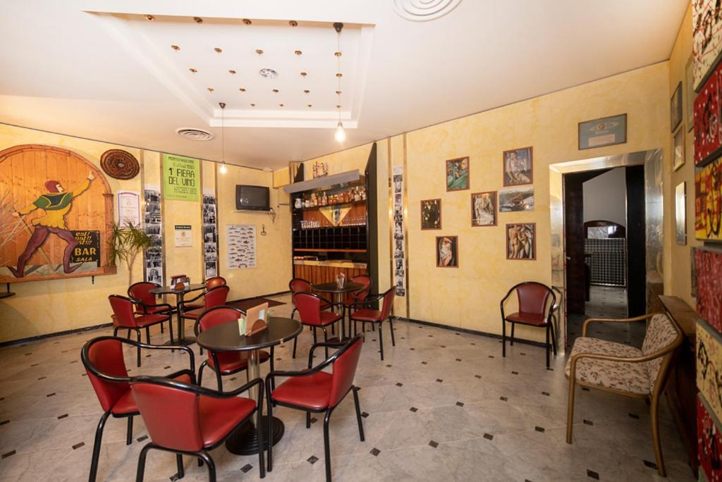 Hotel Italia & Lombardi - Photo 79