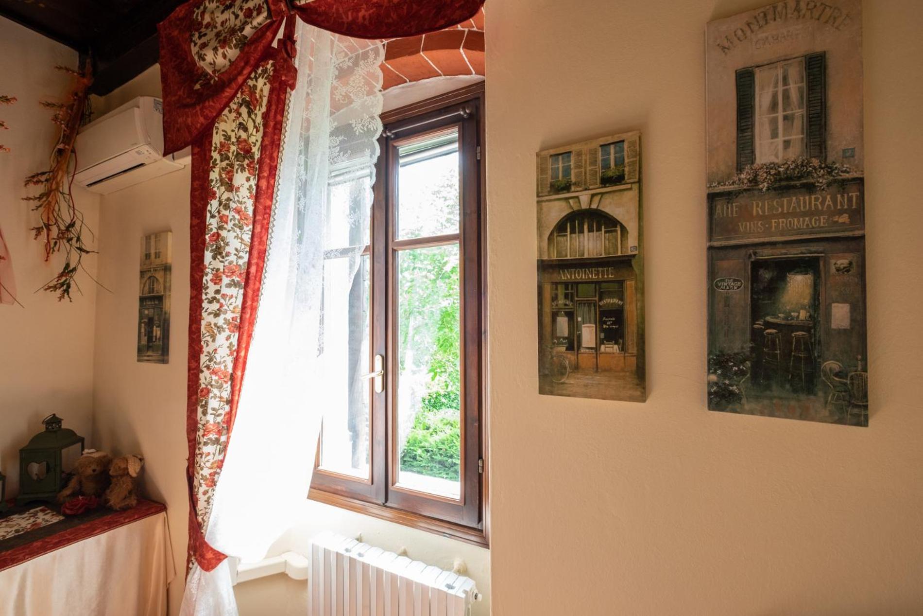 Double Room - Photo 3