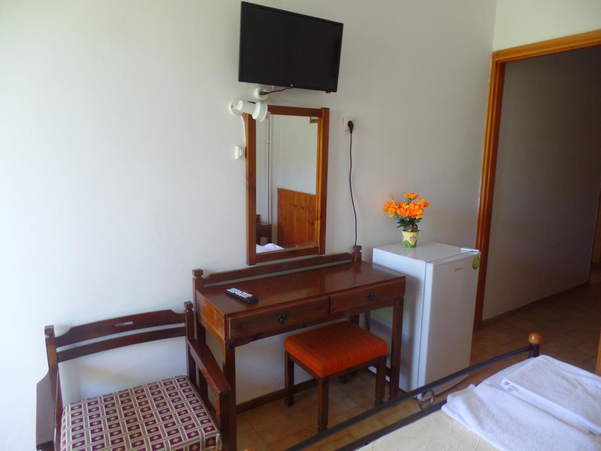 Double Room - Photo 2