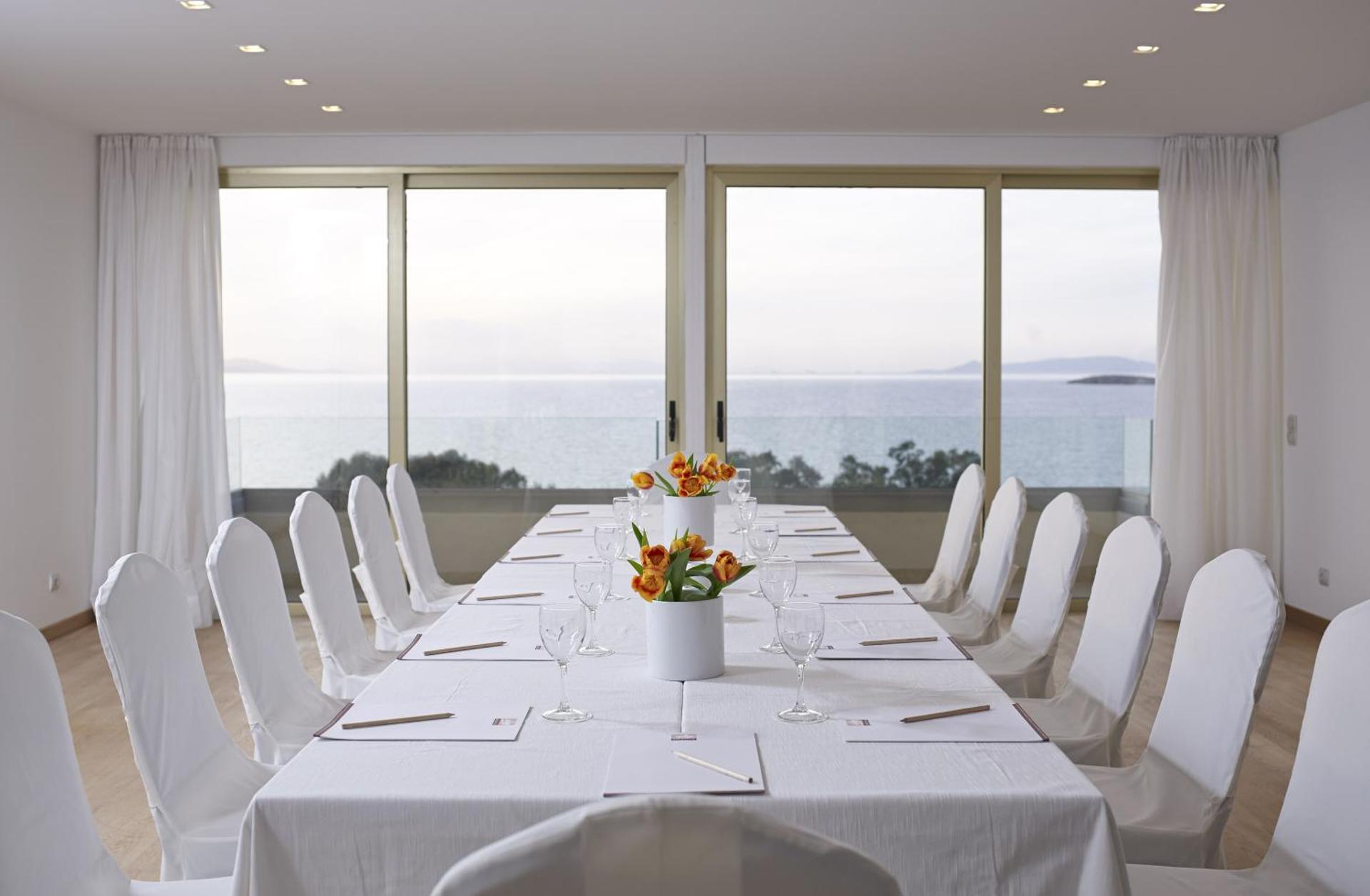 Amarilia Hotel - Photo 9