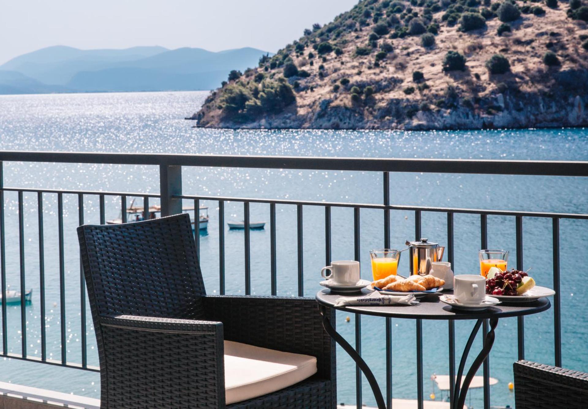 Minoa Hotel - Photo 8