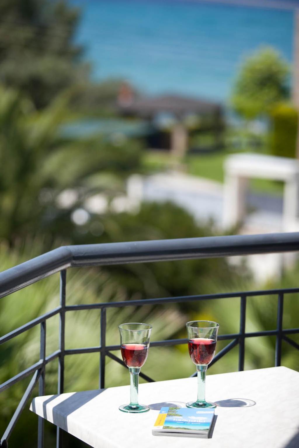 SUN RESIDENCE Exclusive Seaside Suites - Photo 101