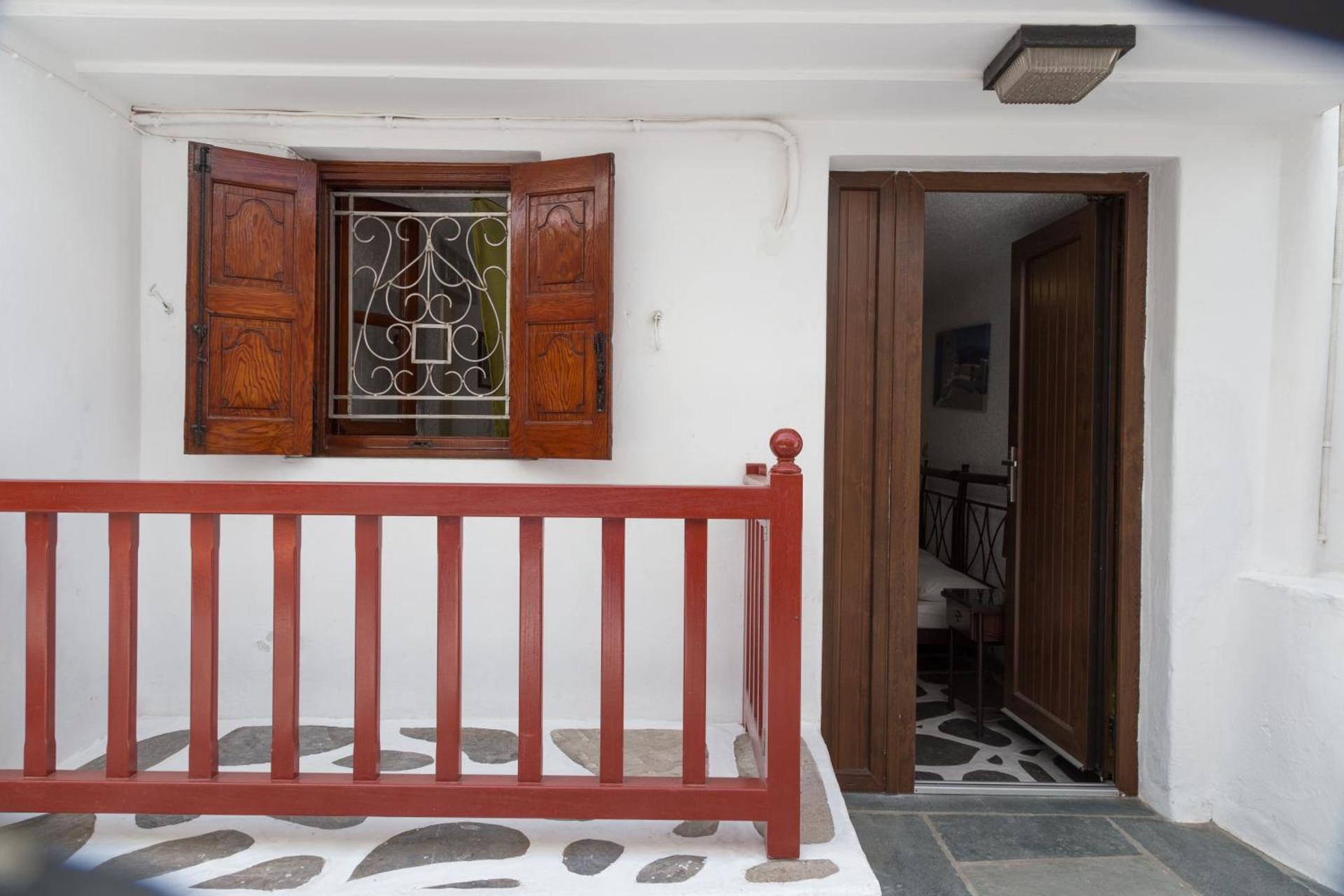 Studio Eleni - Photo 37