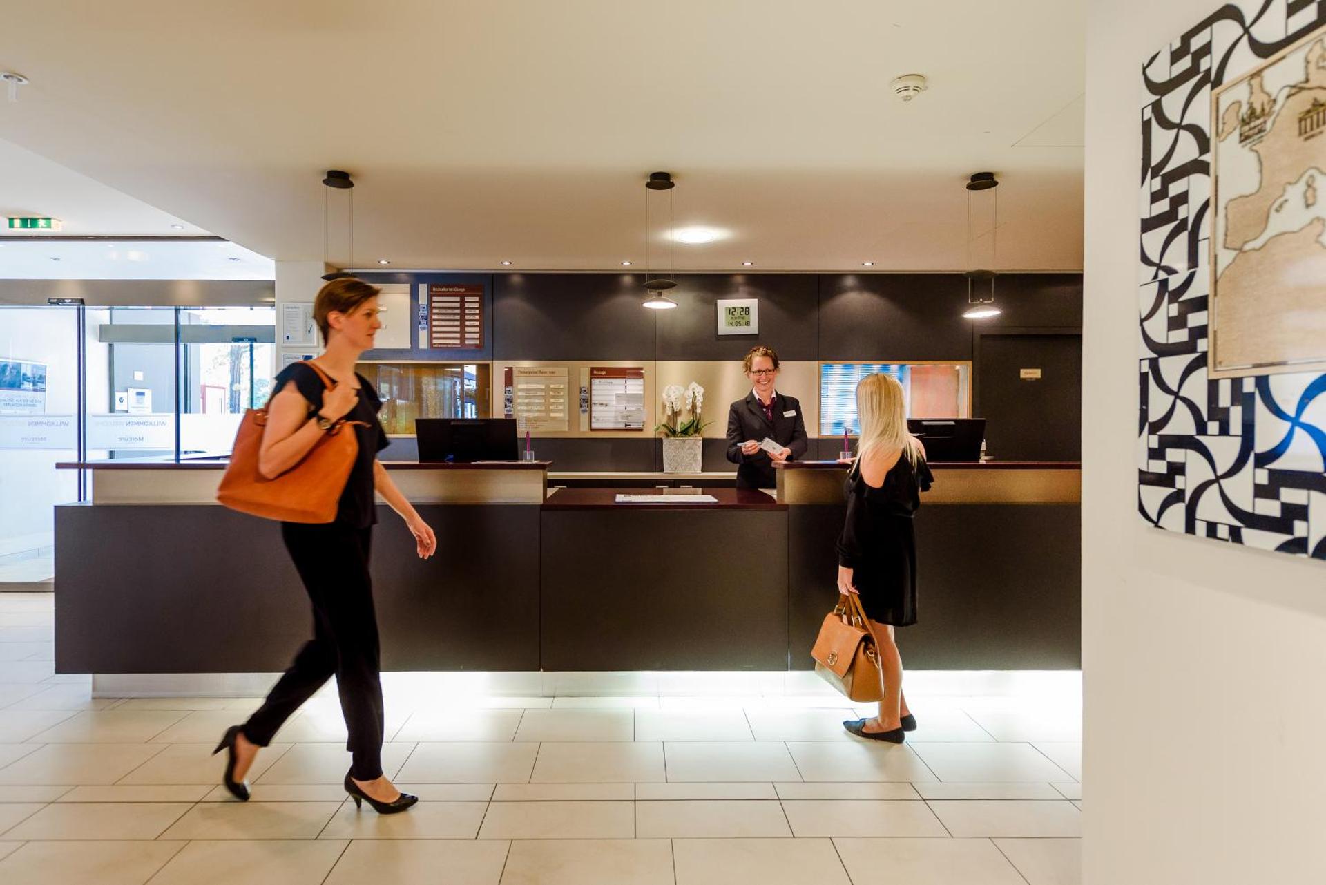 Mercure Hotel Berlin City West - Photo 53
