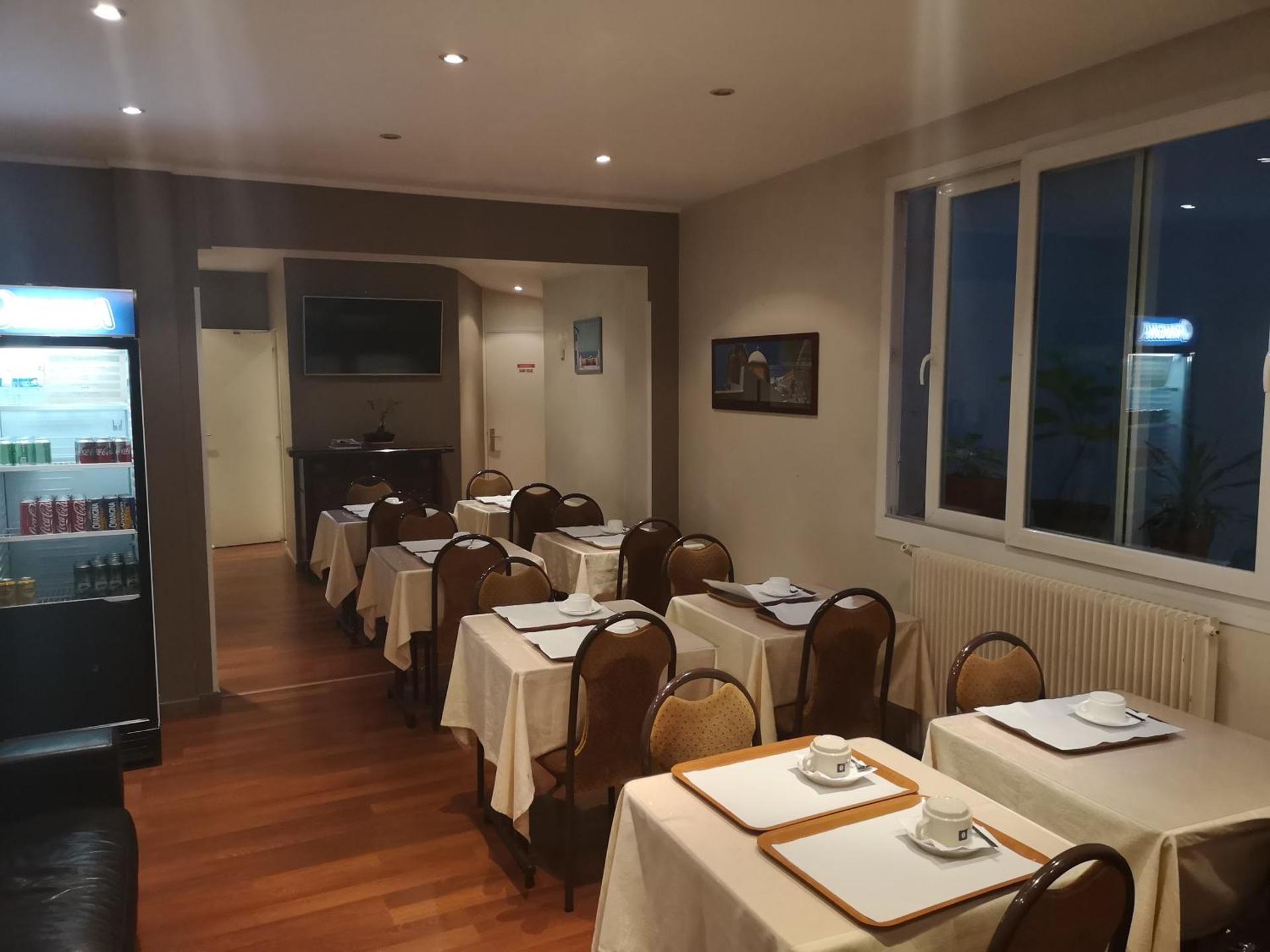 Hôtel De La Perdrix Rouge