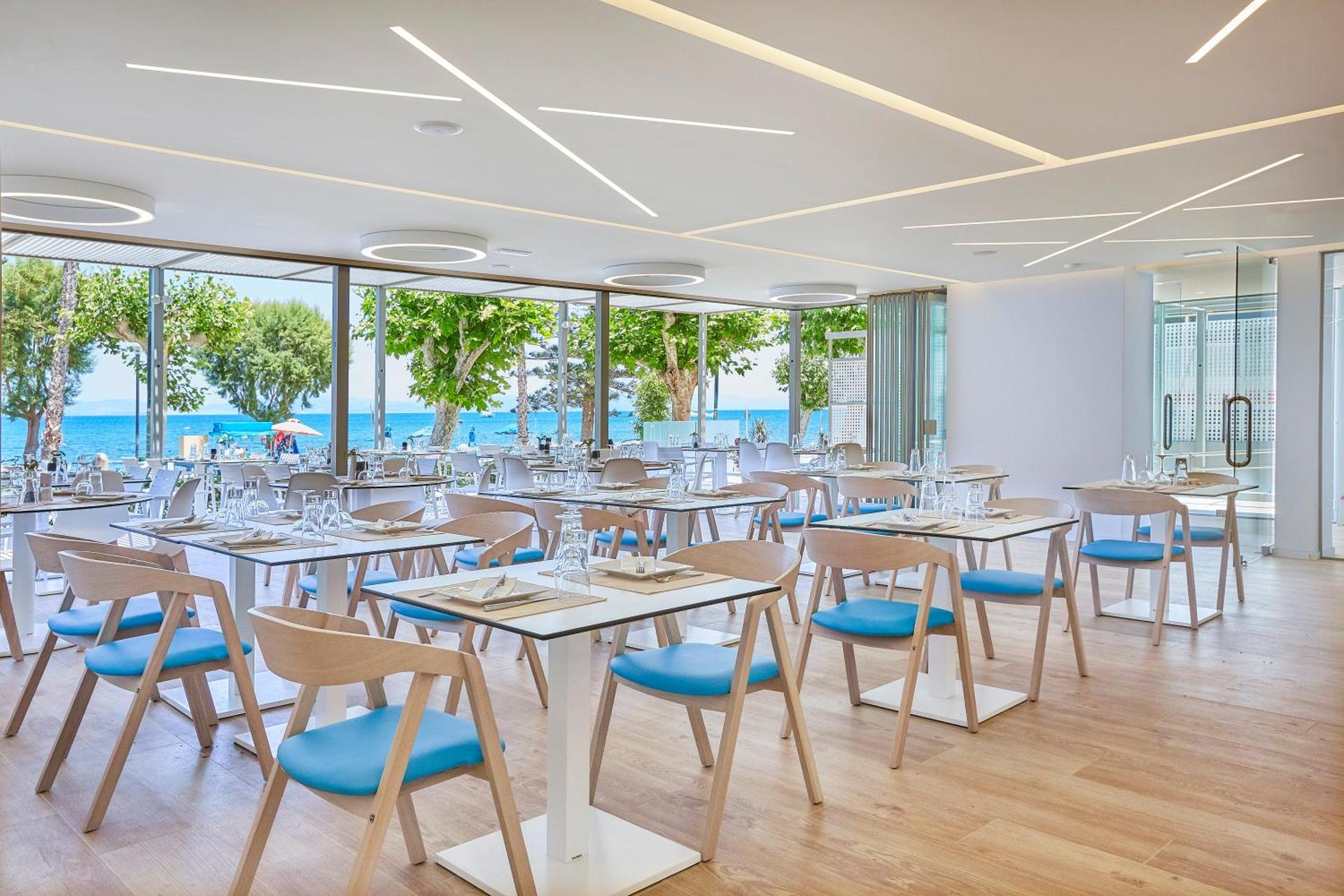 Triton Boutique Hotel - Photo 98