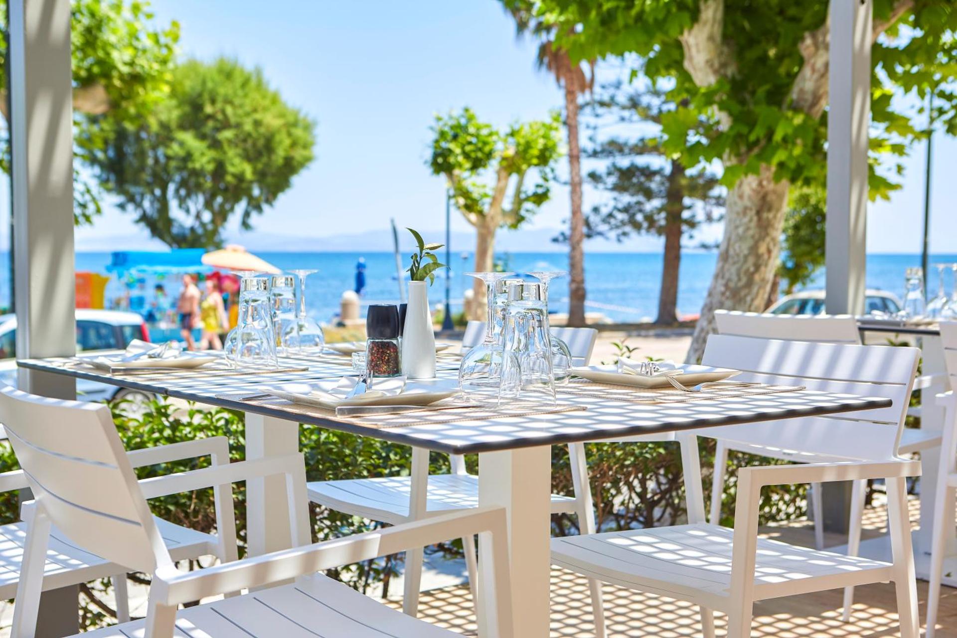 Triton Boutique Hotel - Photo 95