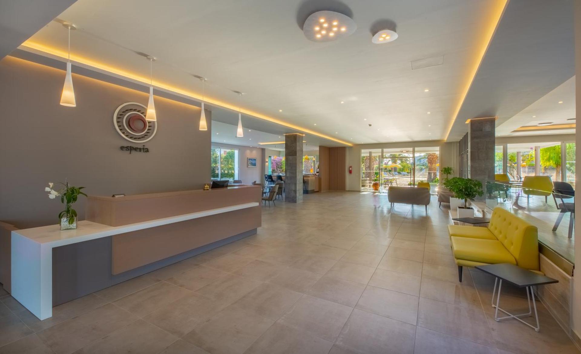 Hotel Esperia - Photo 57