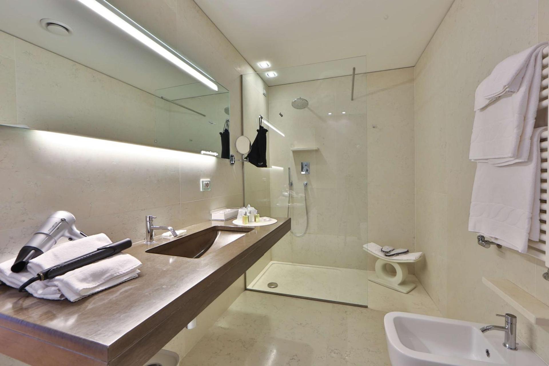 Best Western Plus Hotel Bologna - Photo 40
