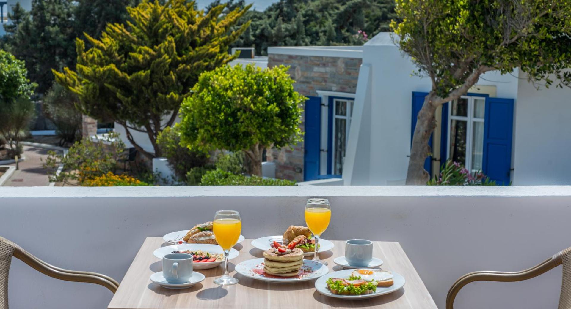 Naxos Palace Hotel - Photo 8