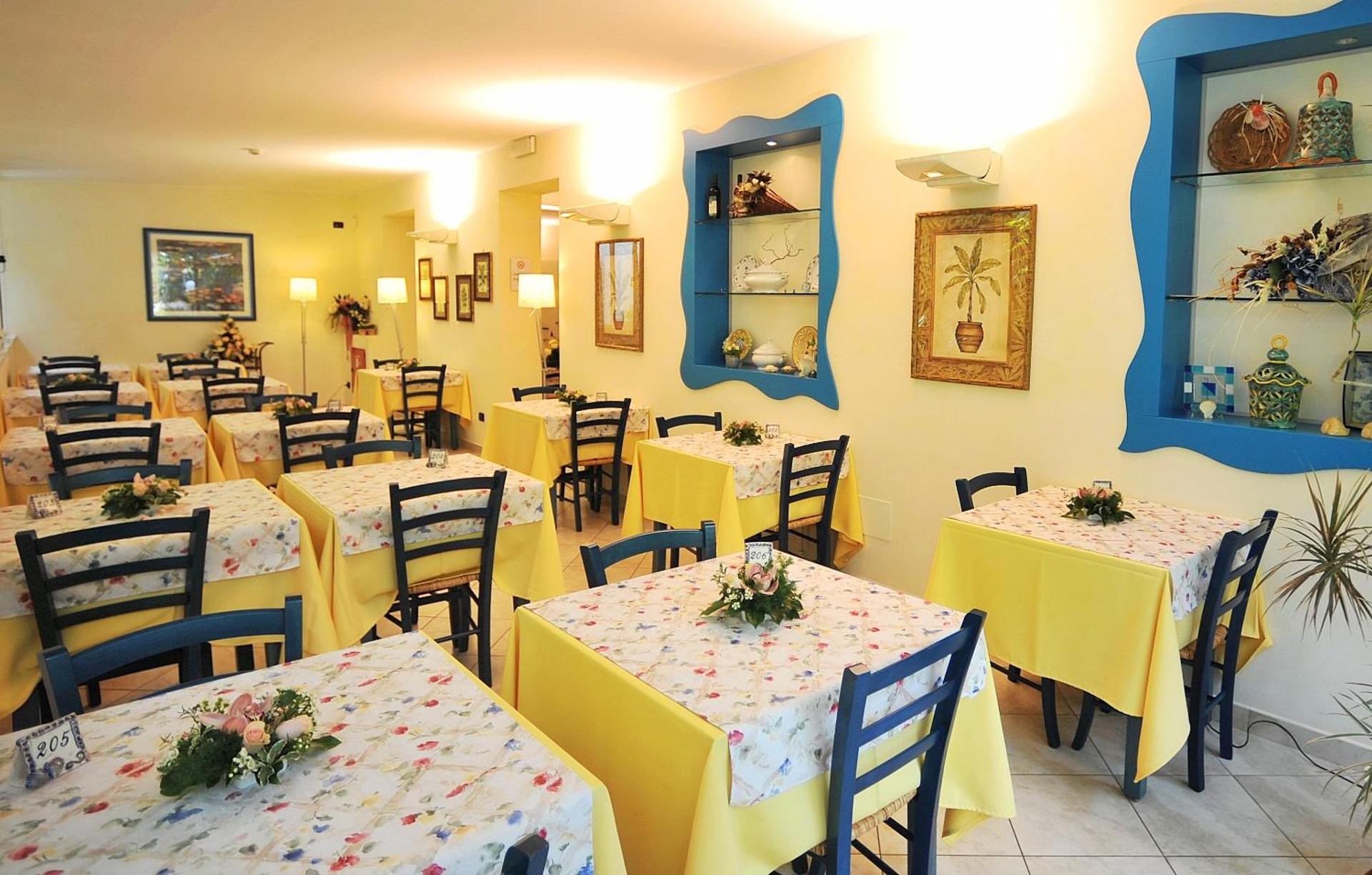 Hotel Riviera Blu - Photo 4