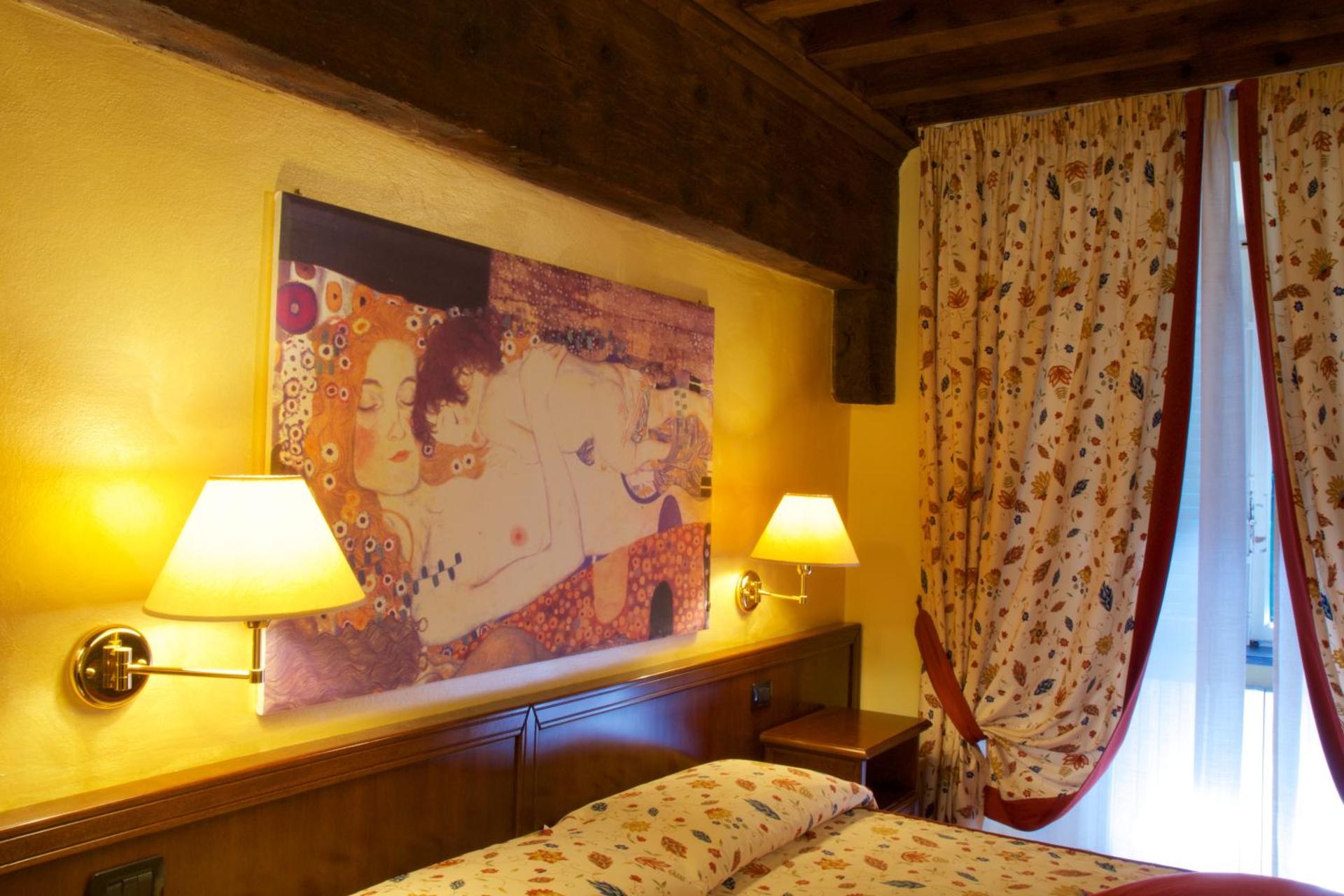 Hotel La Luna - Photo 75