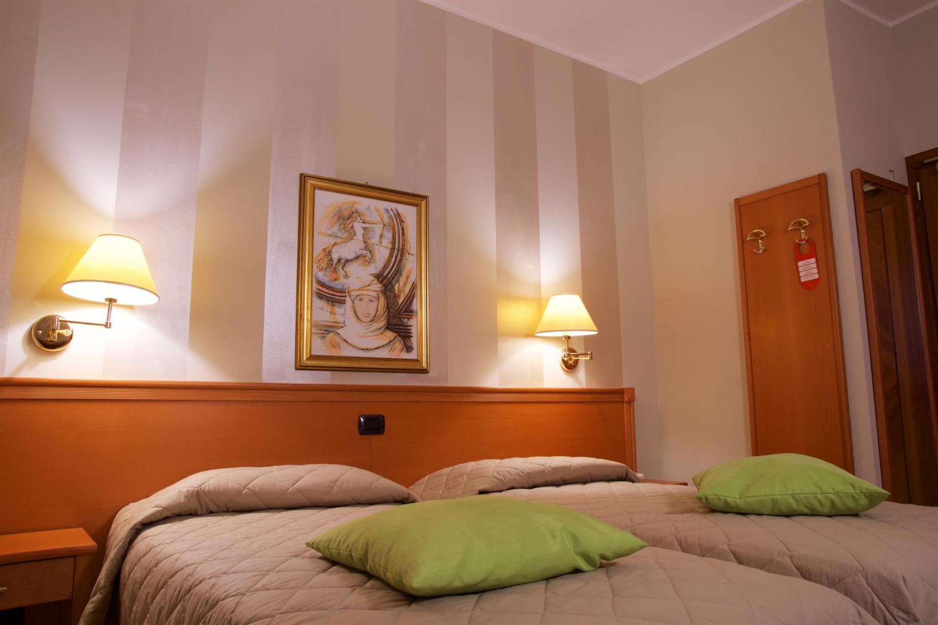 Hotel La Luna - Photo 147