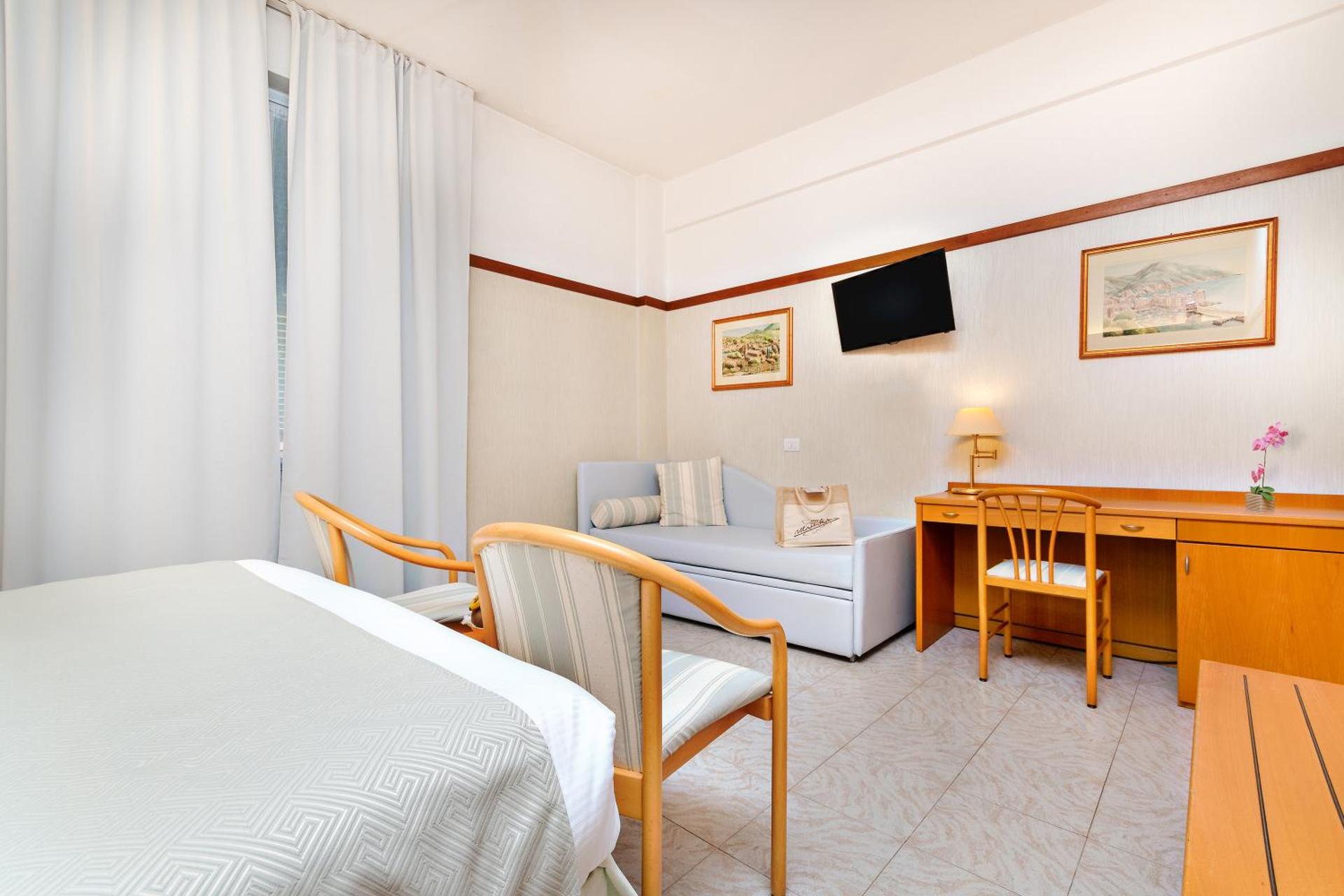 Hotel Monte Rosa - Photo 175