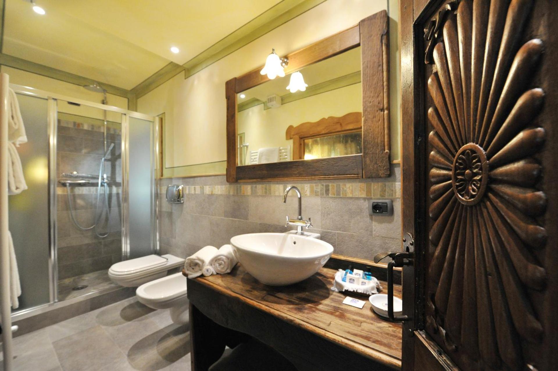 Hotel Bucaneve - Photo 66