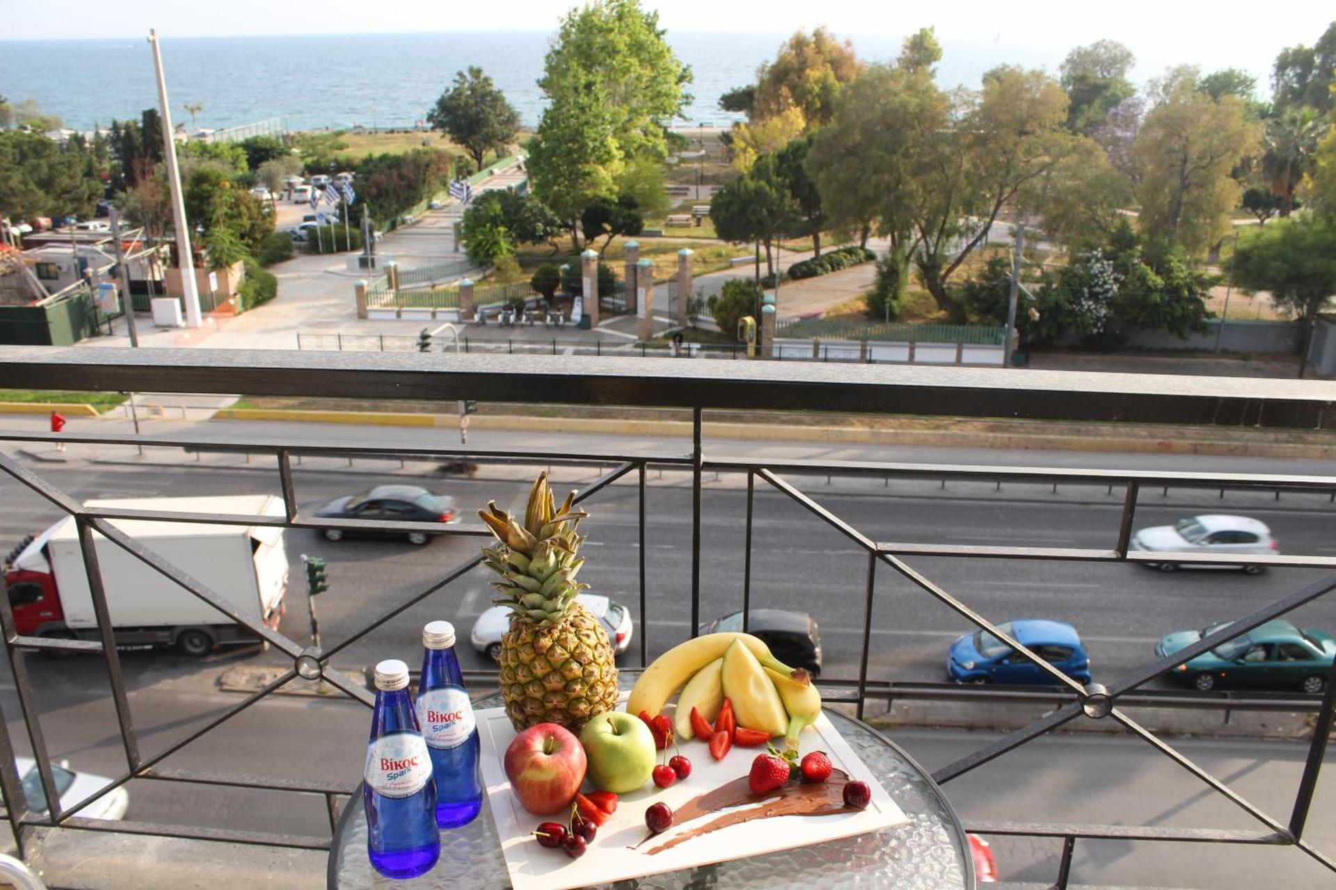 Galaxy Hotel - Photo 6