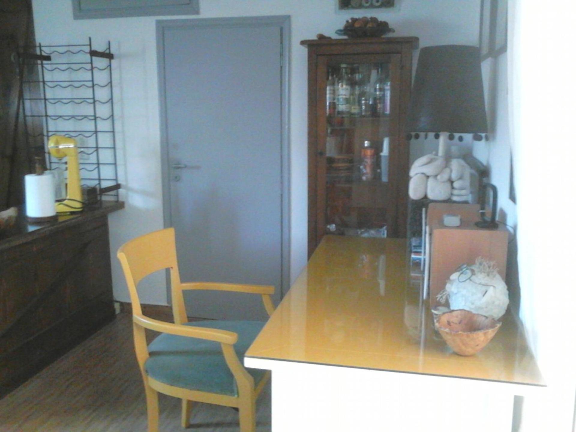 Roof-top garden apartment really well located in Athens - Photo 37