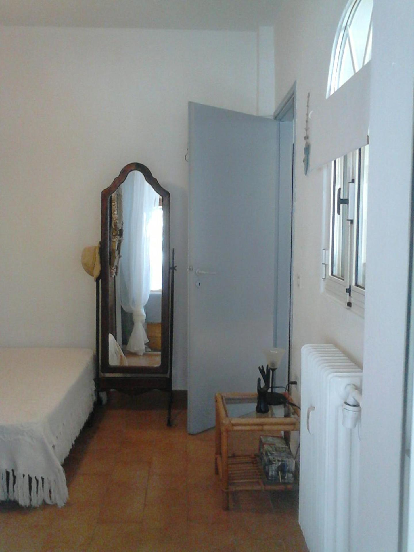 Roof-top garden apartment really well located in Athens - Photo 15