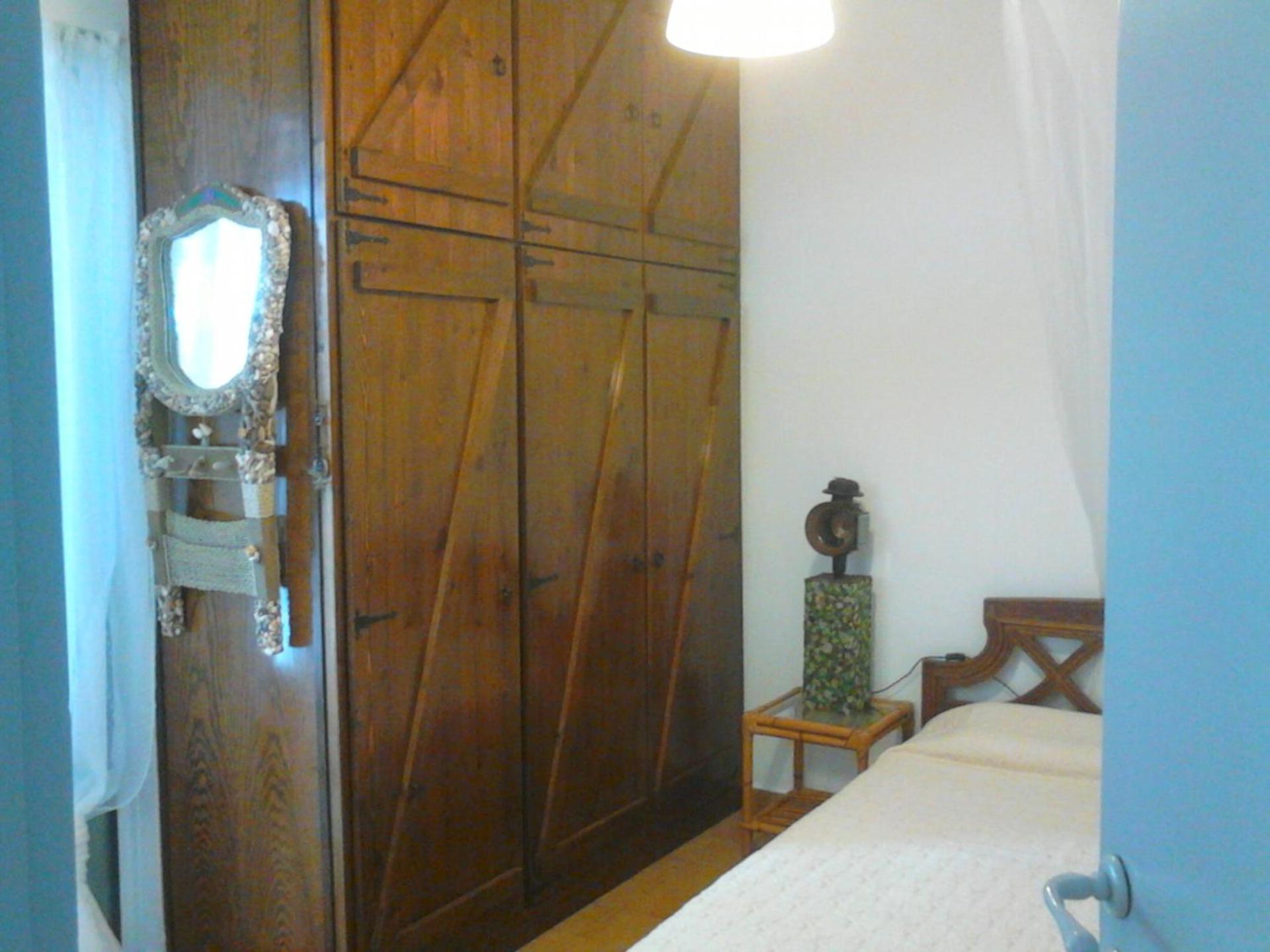 Roof-top garden apartment really well located in Athens - Photo 2