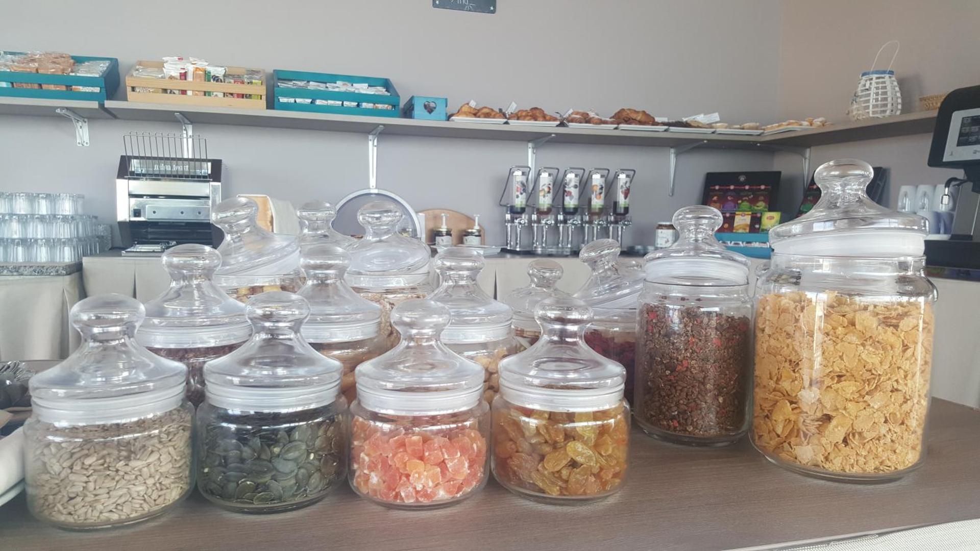 Regent's Hotel - Photo 58