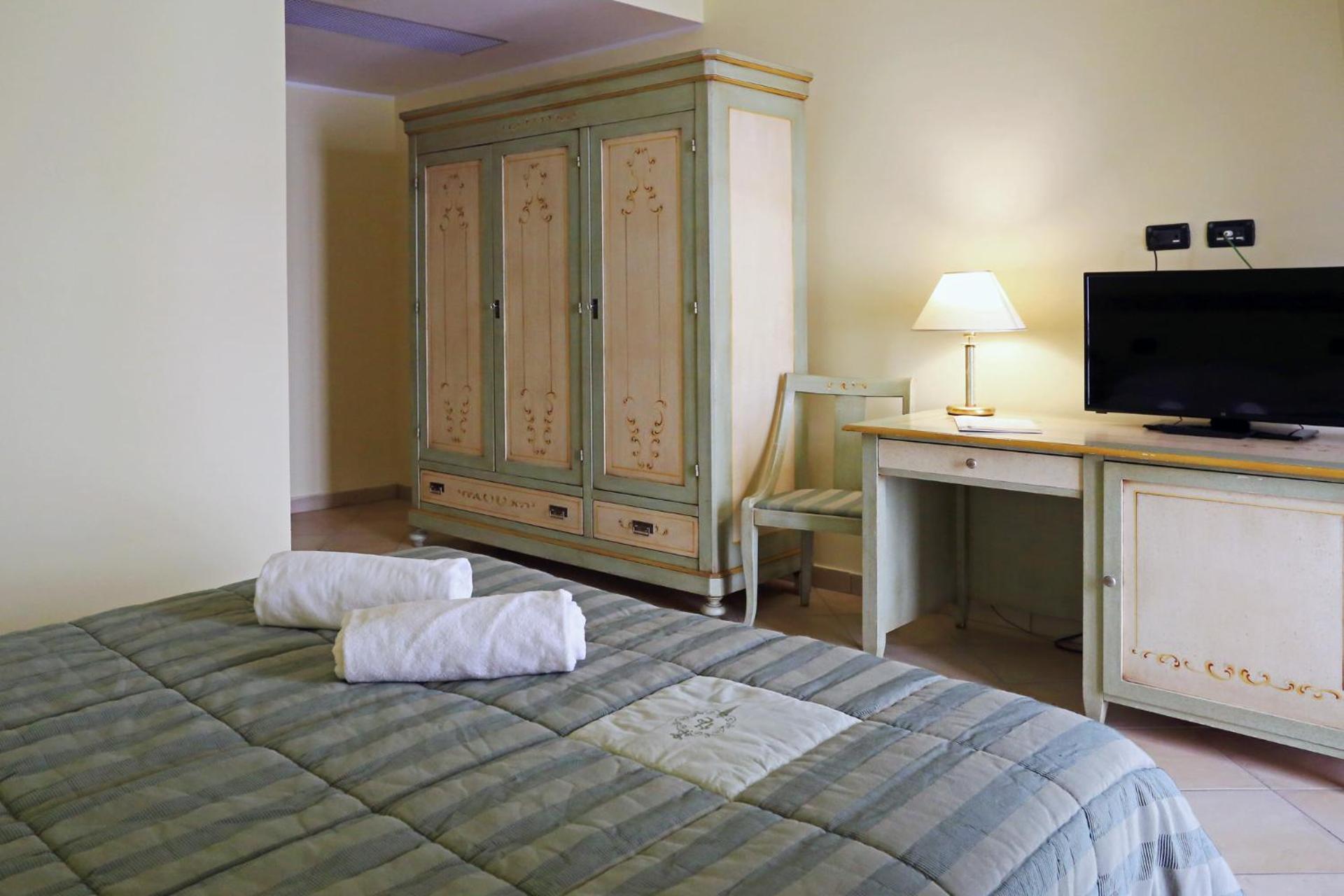 Hotel L'Aquila - Photo 25