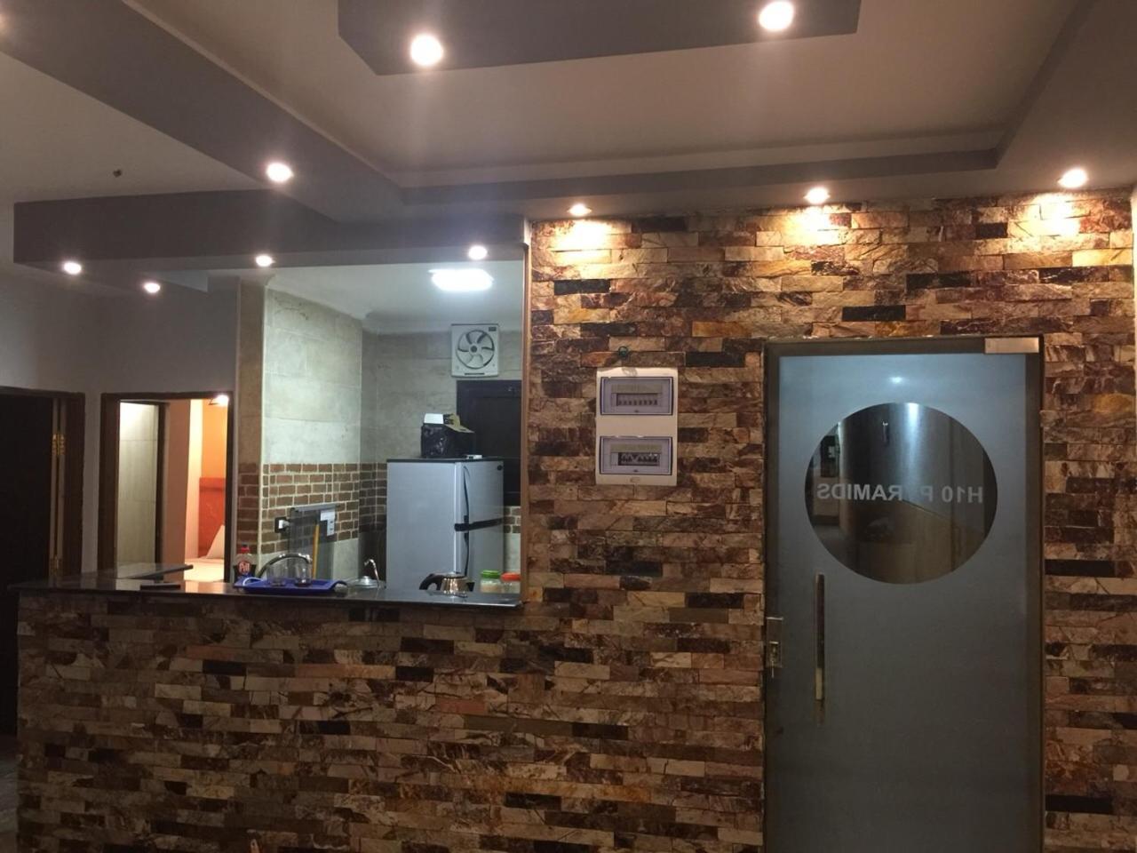 H100 Pyramids View - Photo 10