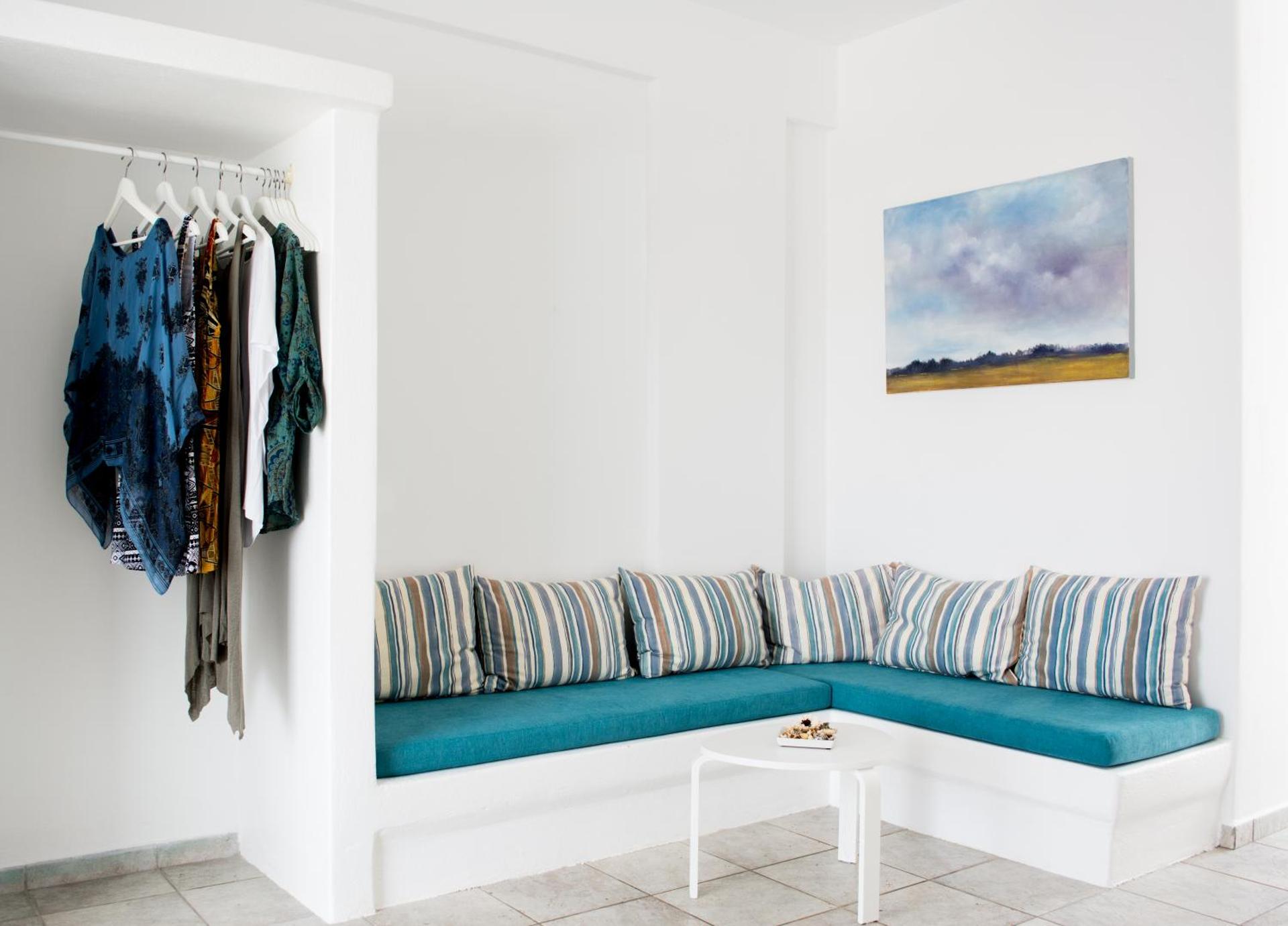 Aloni Hotel & Suites - Photo 11