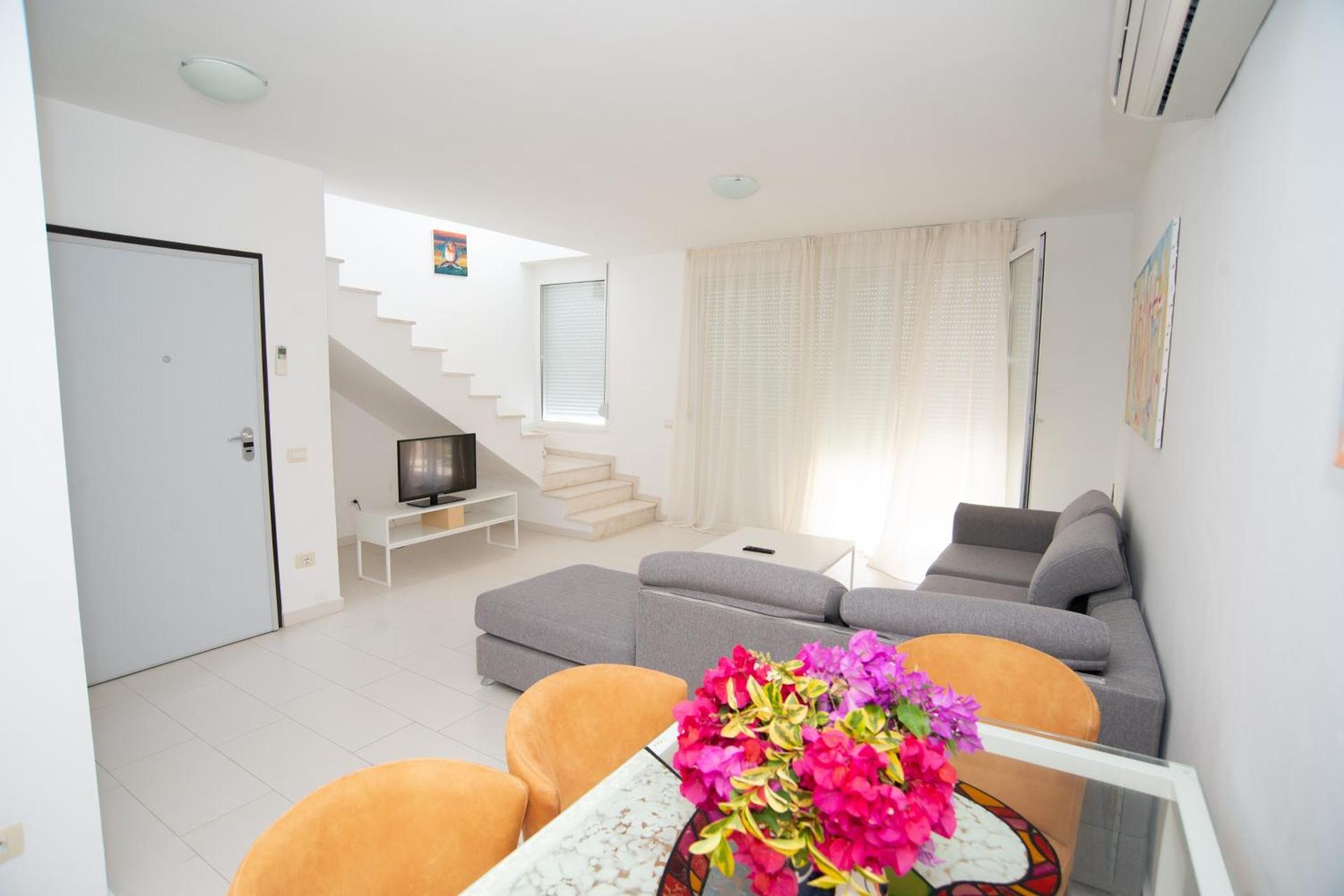 Duplex Two Bedroom Apartment with Sea View 