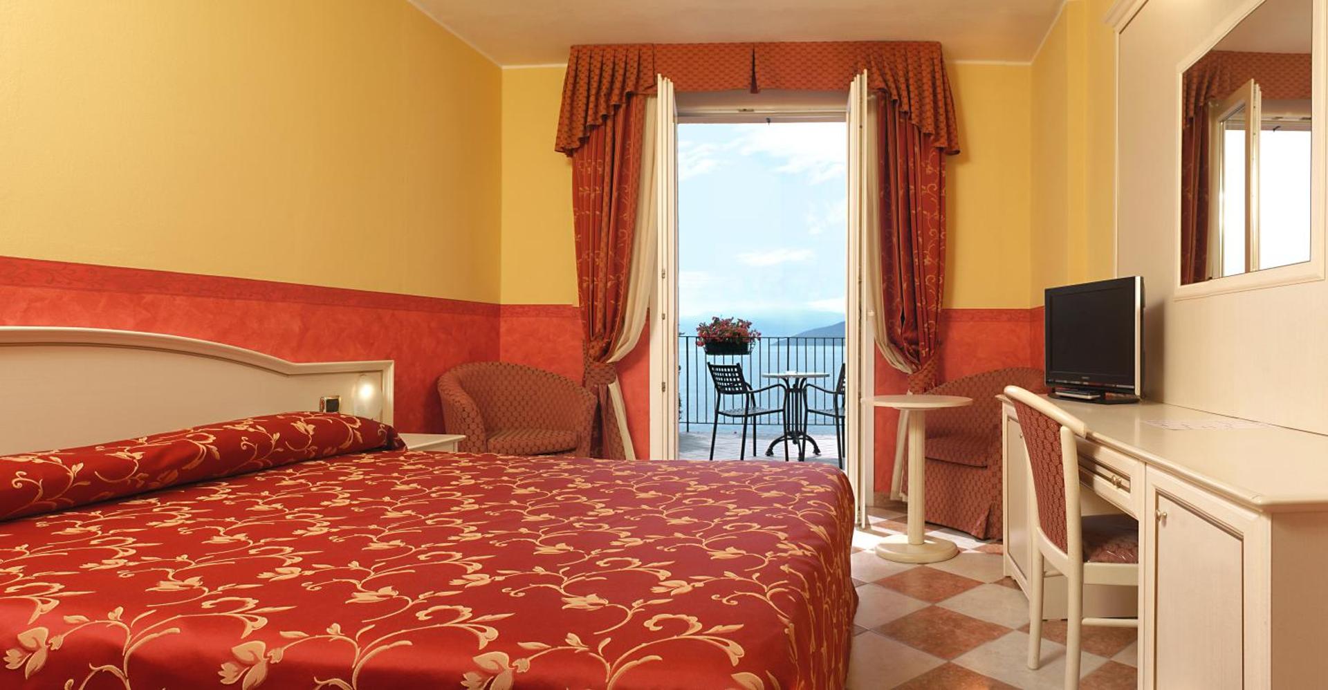 Hotel Regina - Photo 29