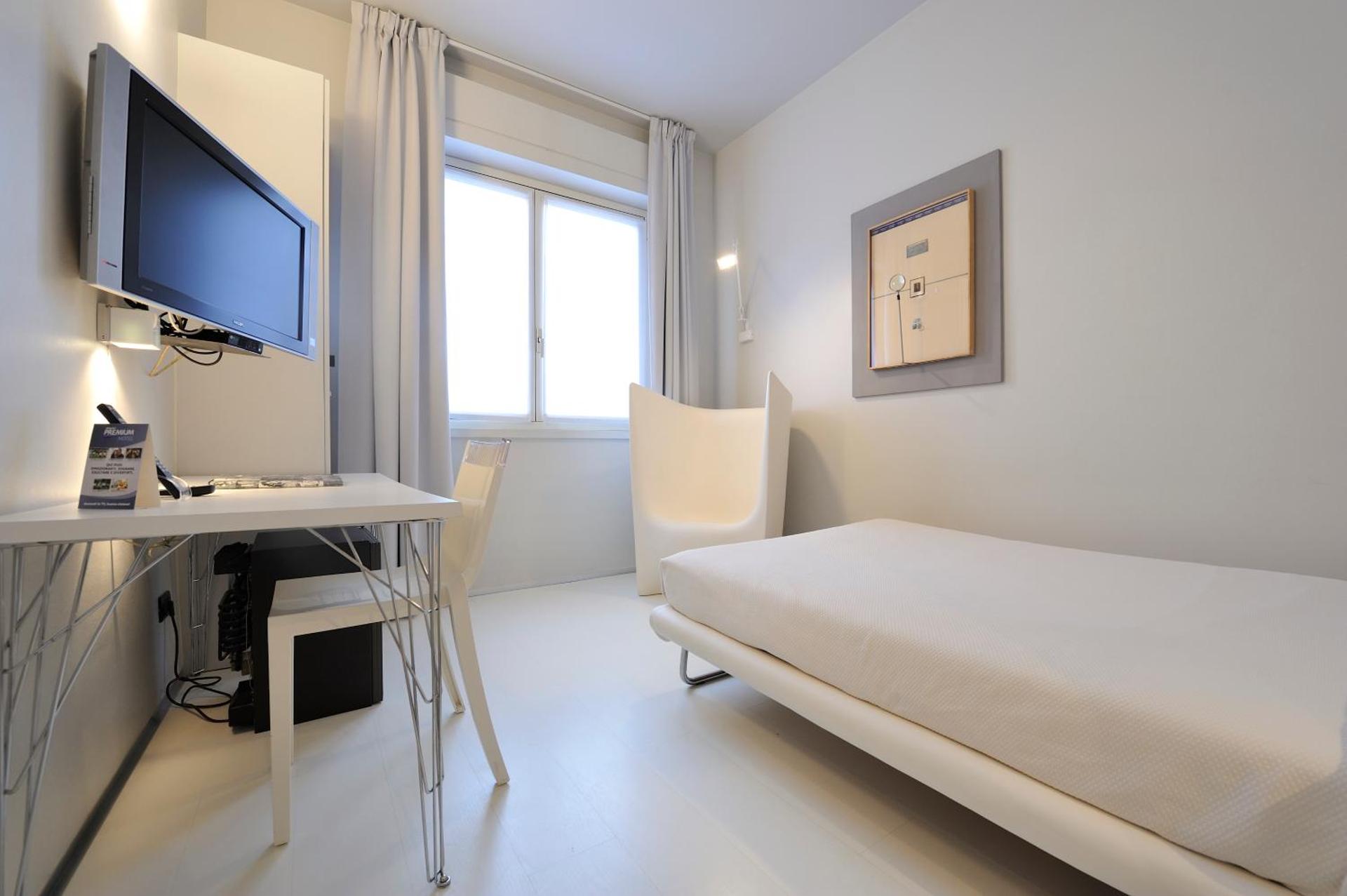 Art Hotel Boston - Photo 5