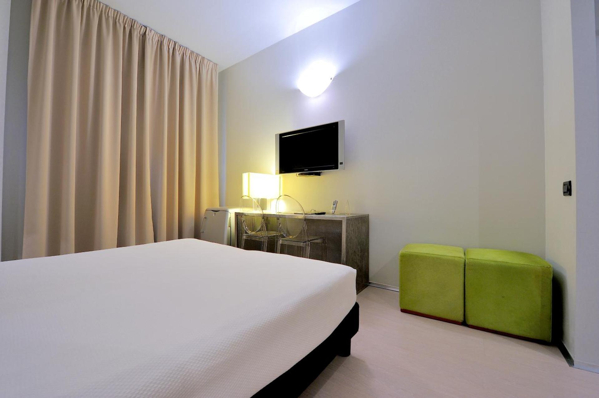 Art Hotel Boston - Photo 10