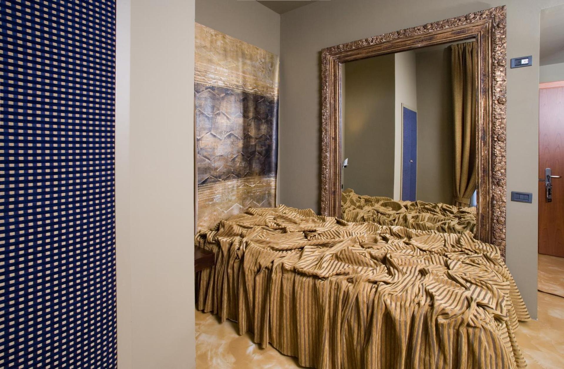 Art Hotel Boston - Photo 21