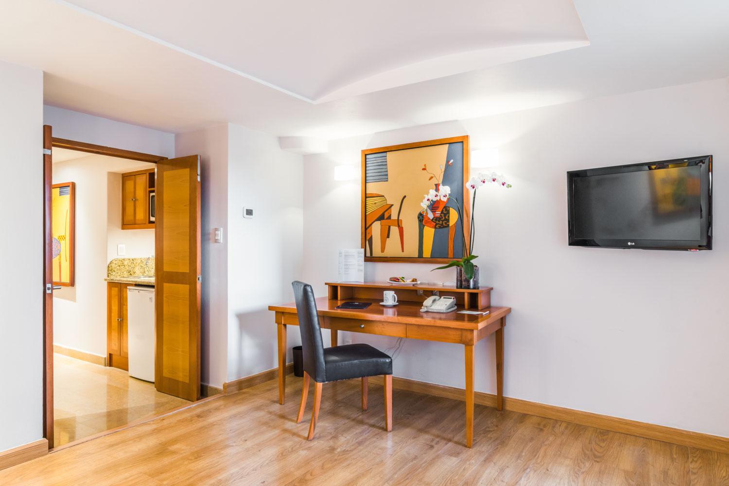 Eurostars Zona Rosa Suites - Photo 6