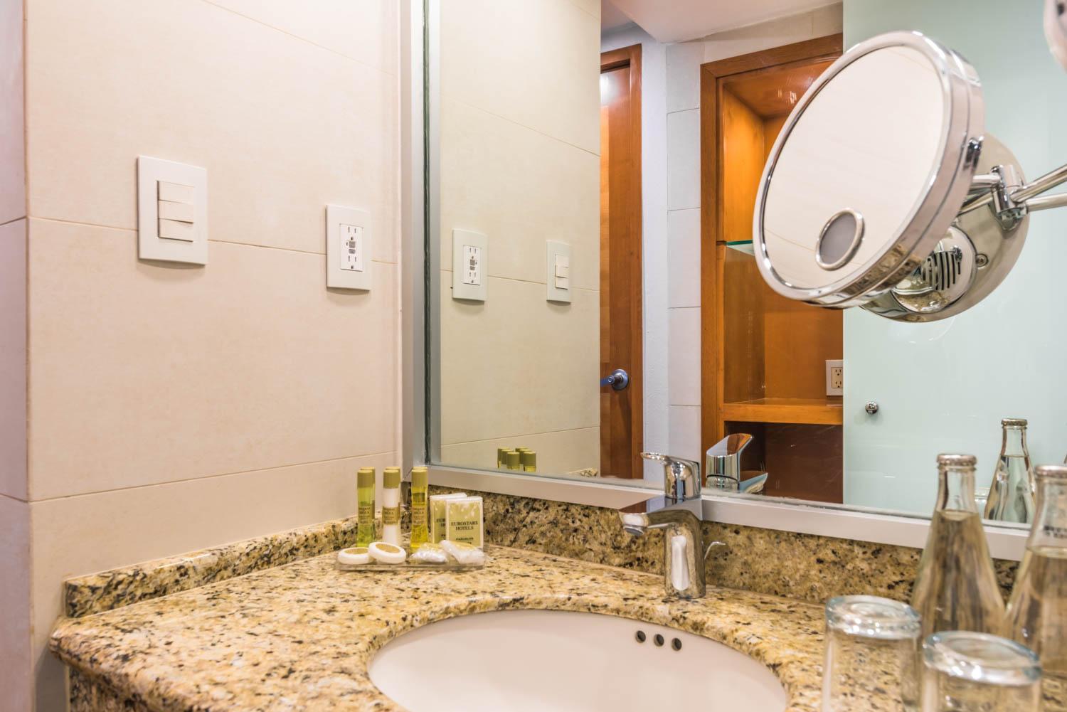 Eurostars Zona Rosa Suites - Photo 46