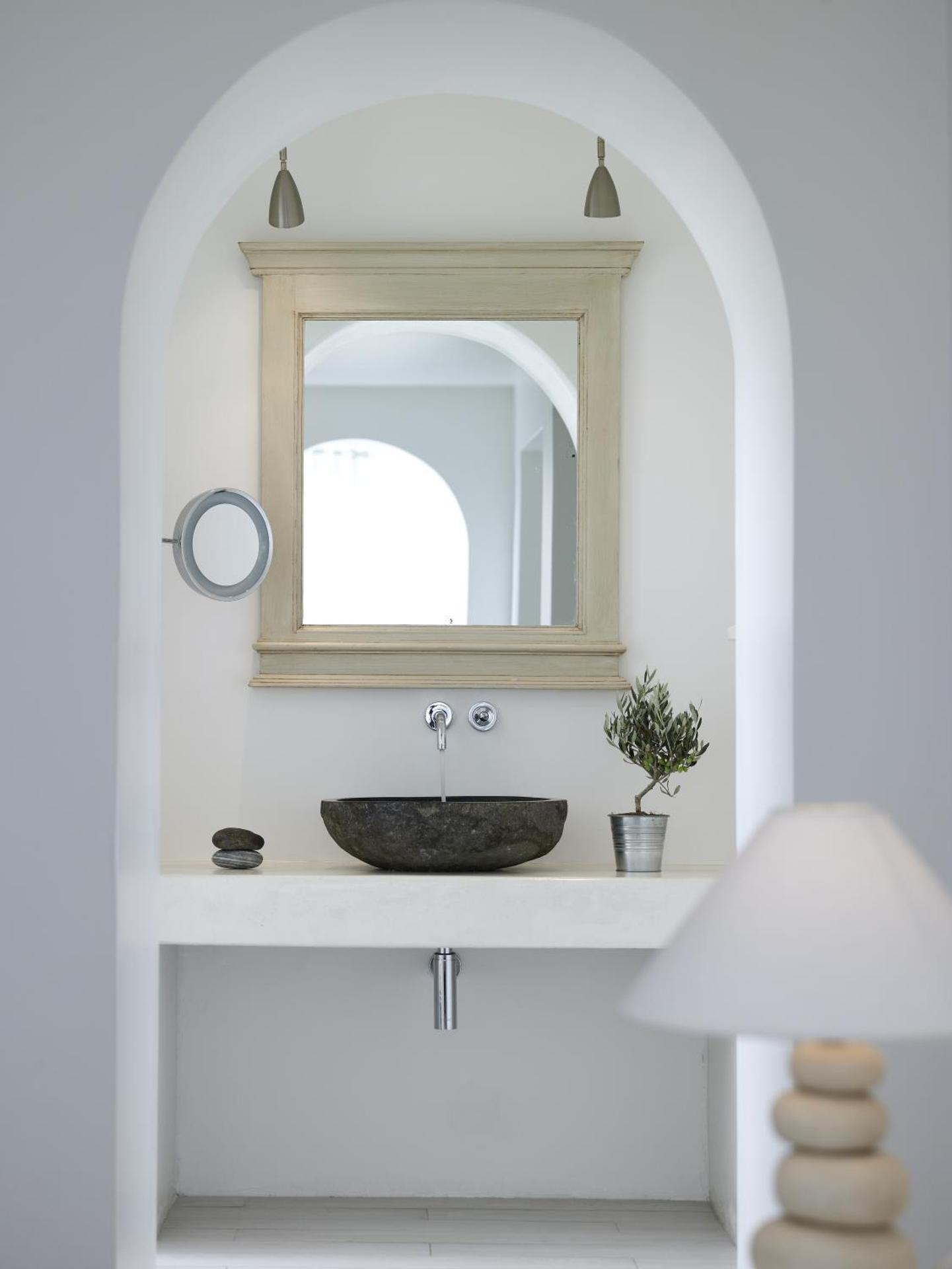 Villa Marandi Luxury Suites - Photo 11