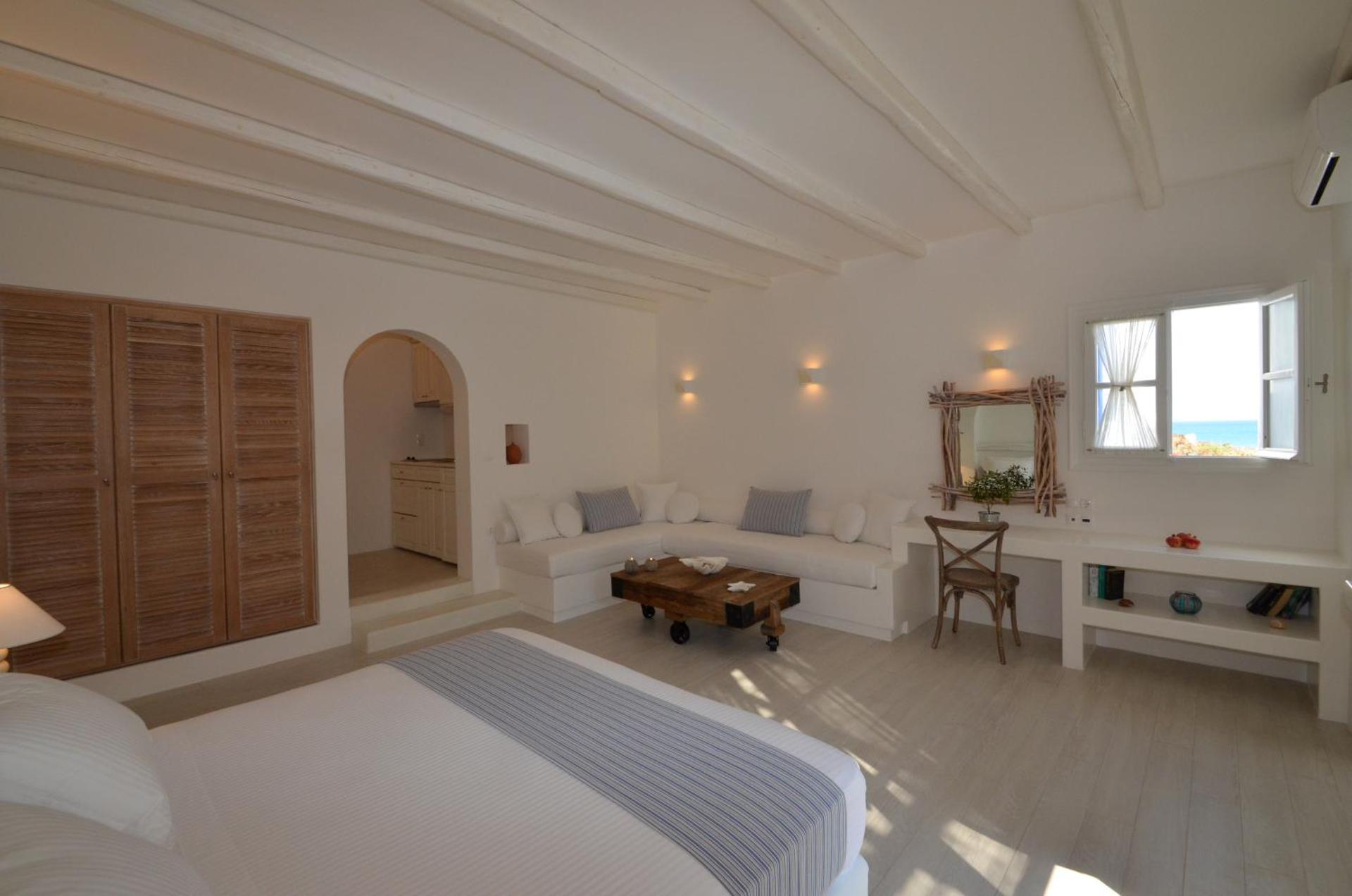 Villa Marandi Luxury Suites - Photo 20