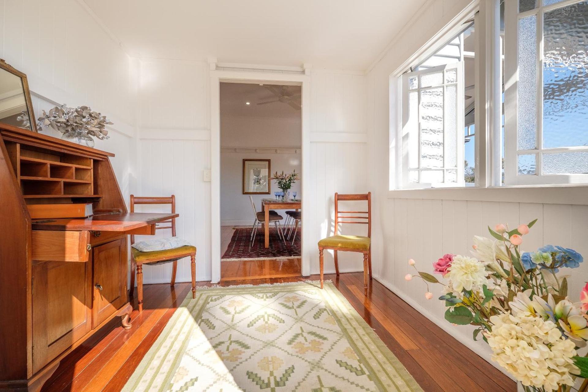 Central Cottage - Photo 11