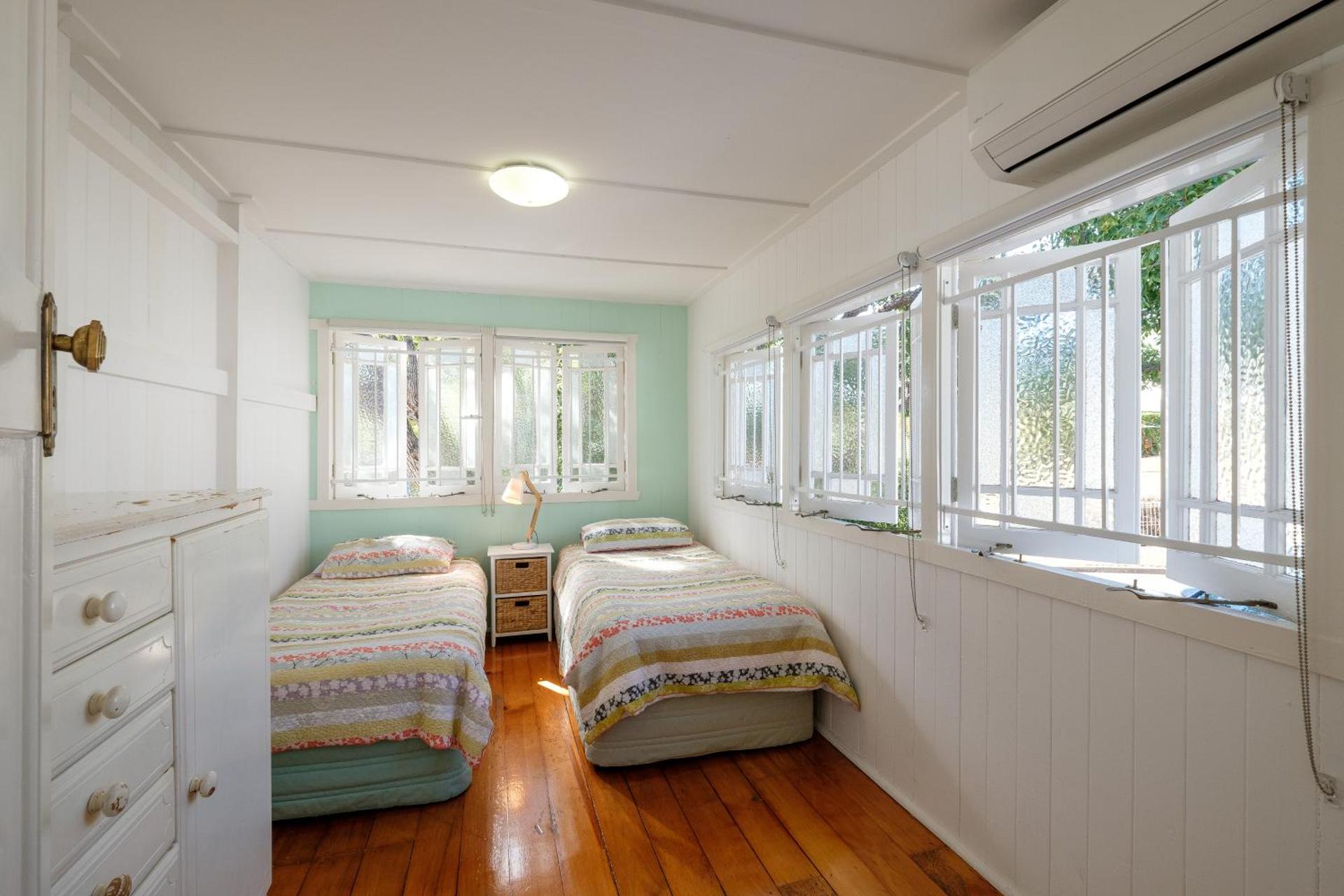 Central Cottage - Photo 8