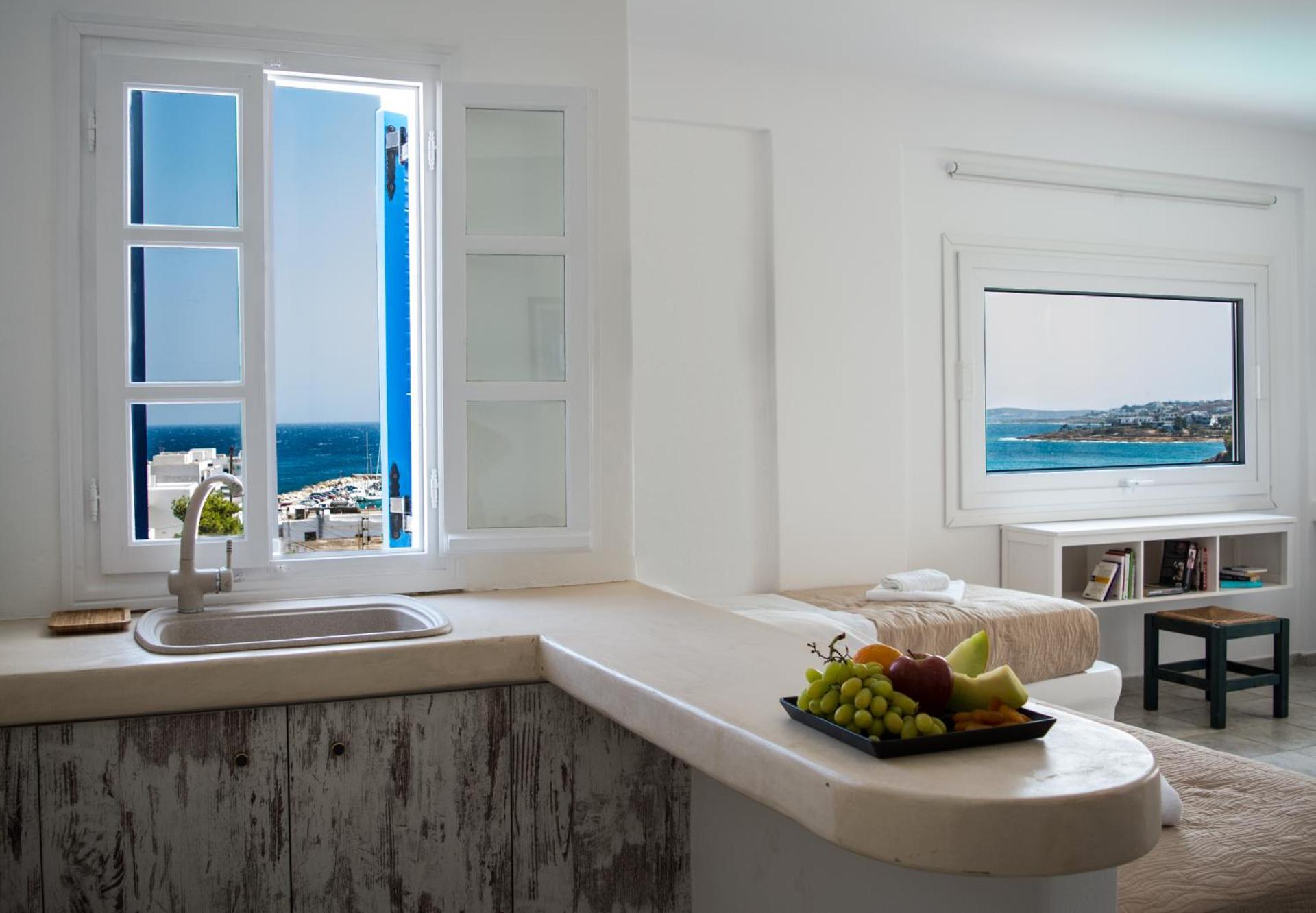Aloni Hotel & Suites - Photo 24