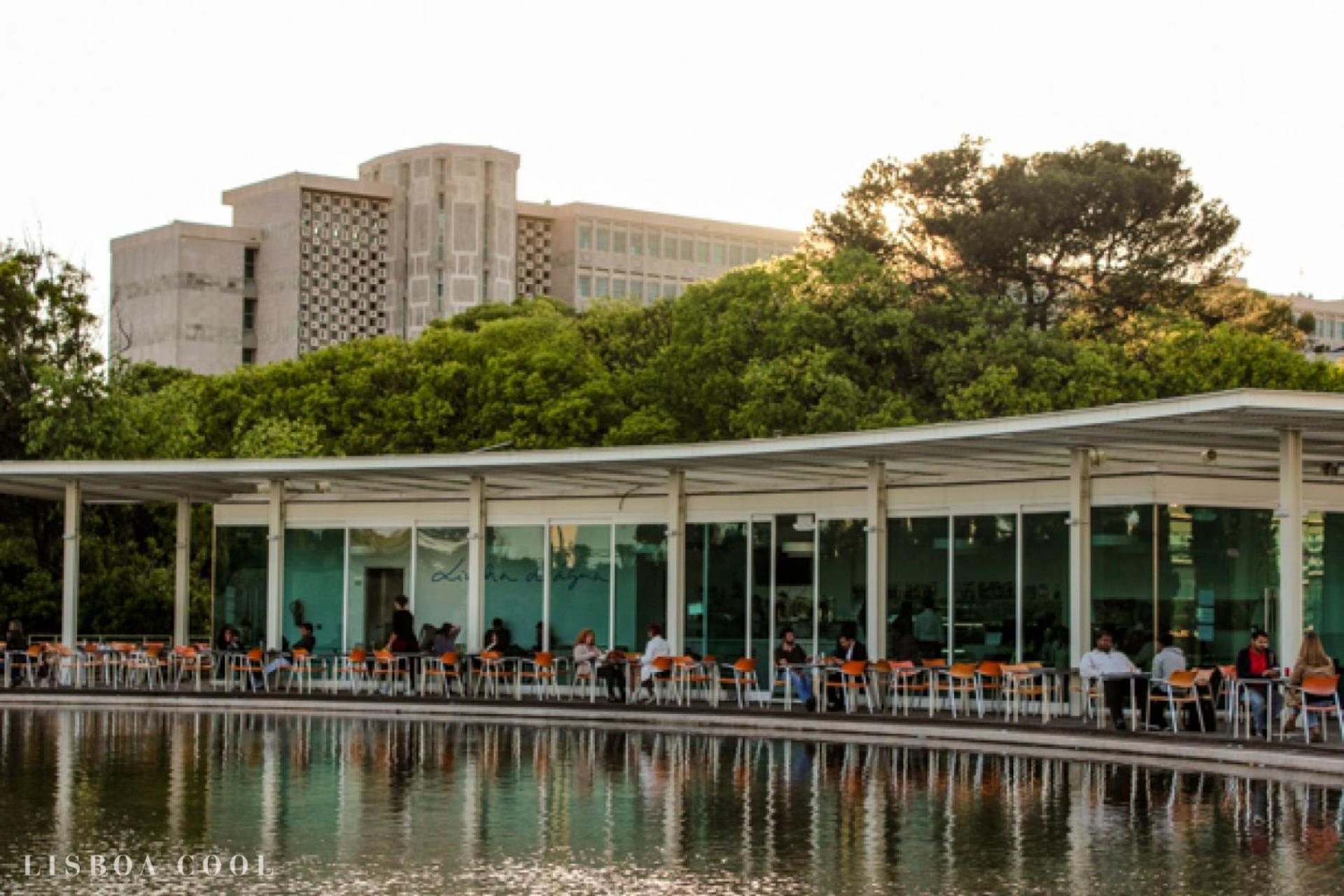 Lisbon Relax Pool Apartment - Free Parking Garage - Photo 39