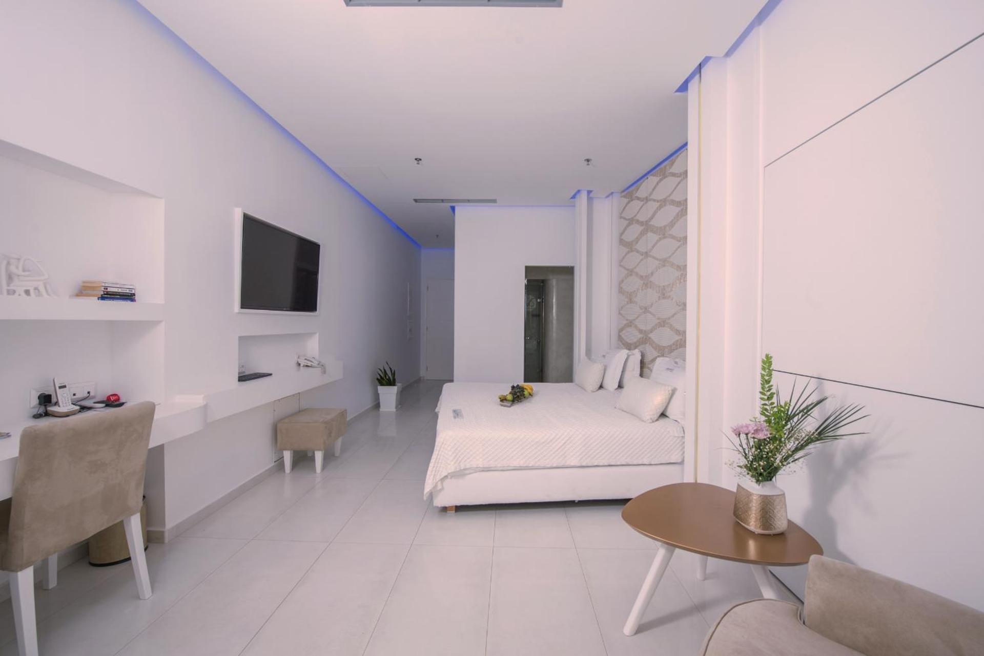 Aegialis Hotel & Spa - Photo 28